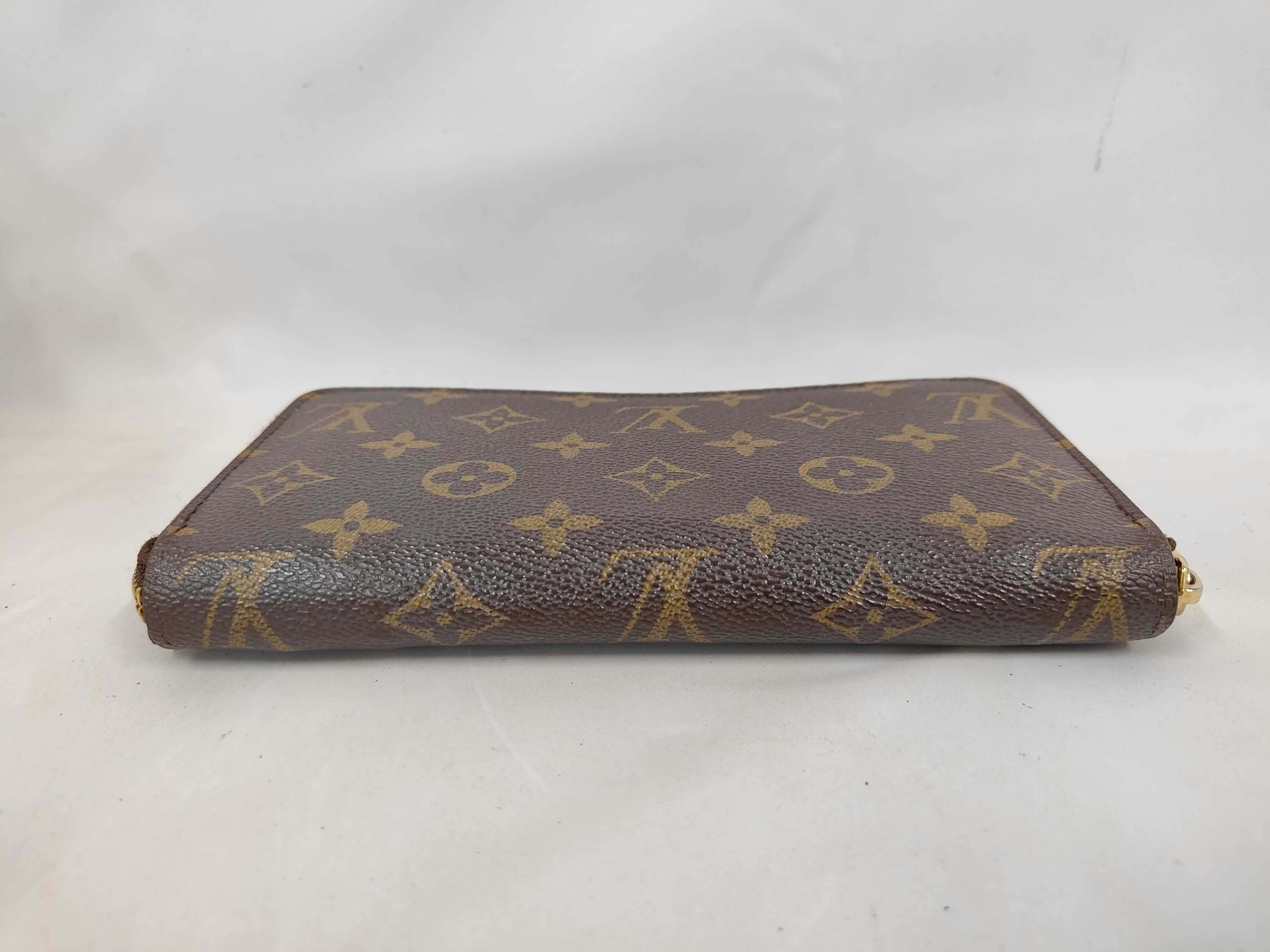 M42616 Monogram Zippy Wallet (with box) — view 4