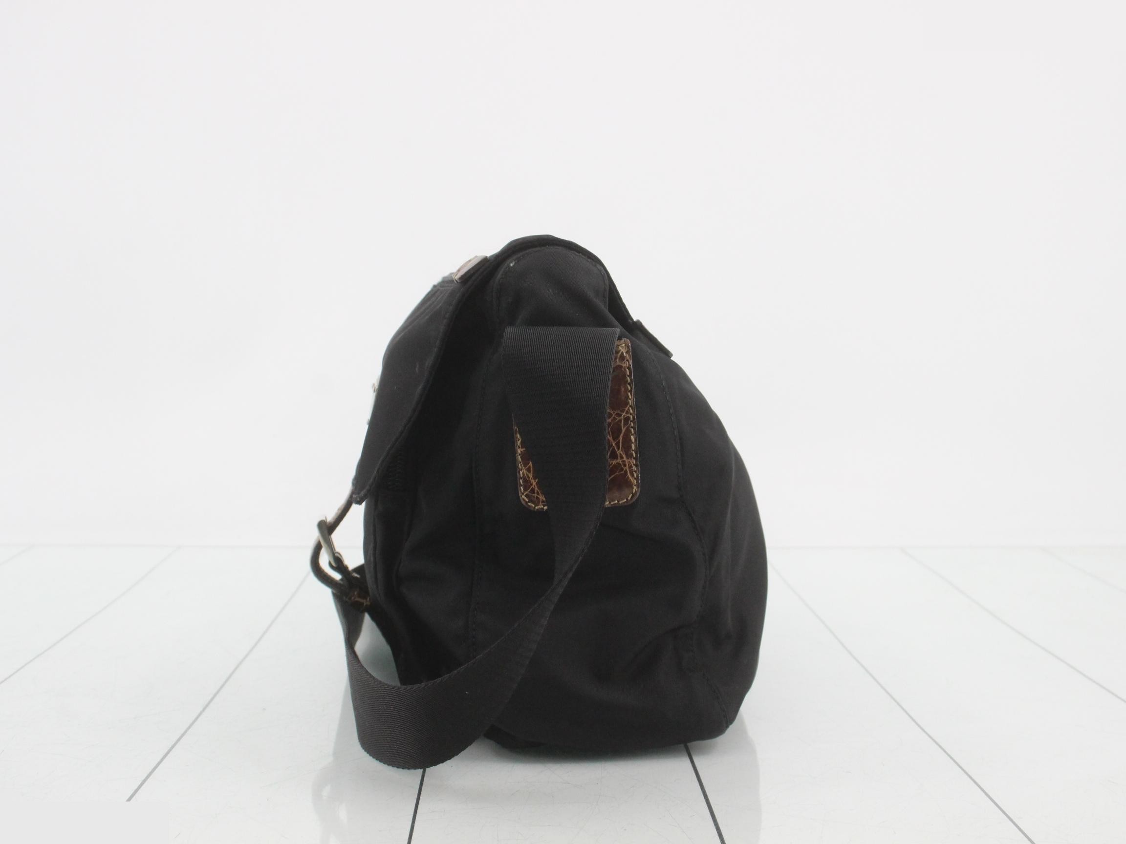 Shoulder bag, nylon, with logo plate — view 3