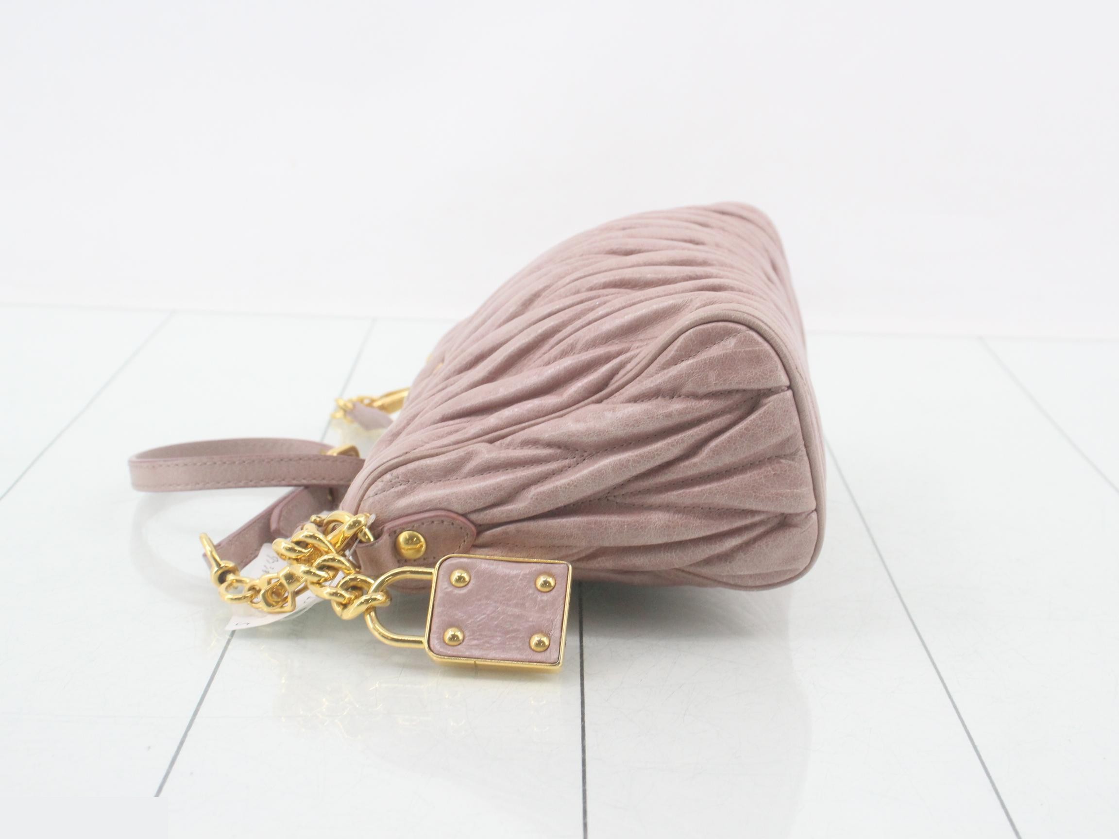 Matelassé (bag) - One-shoulder bag, pink — view 4