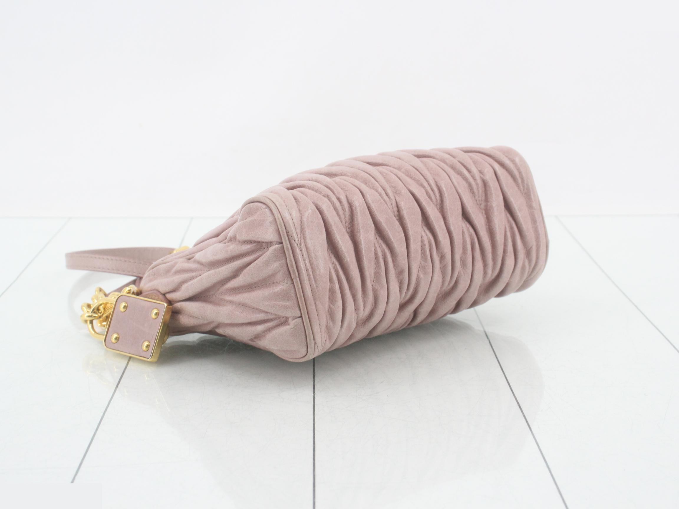 Matelassé (bag) - One-shoulder bag, pink — view 5