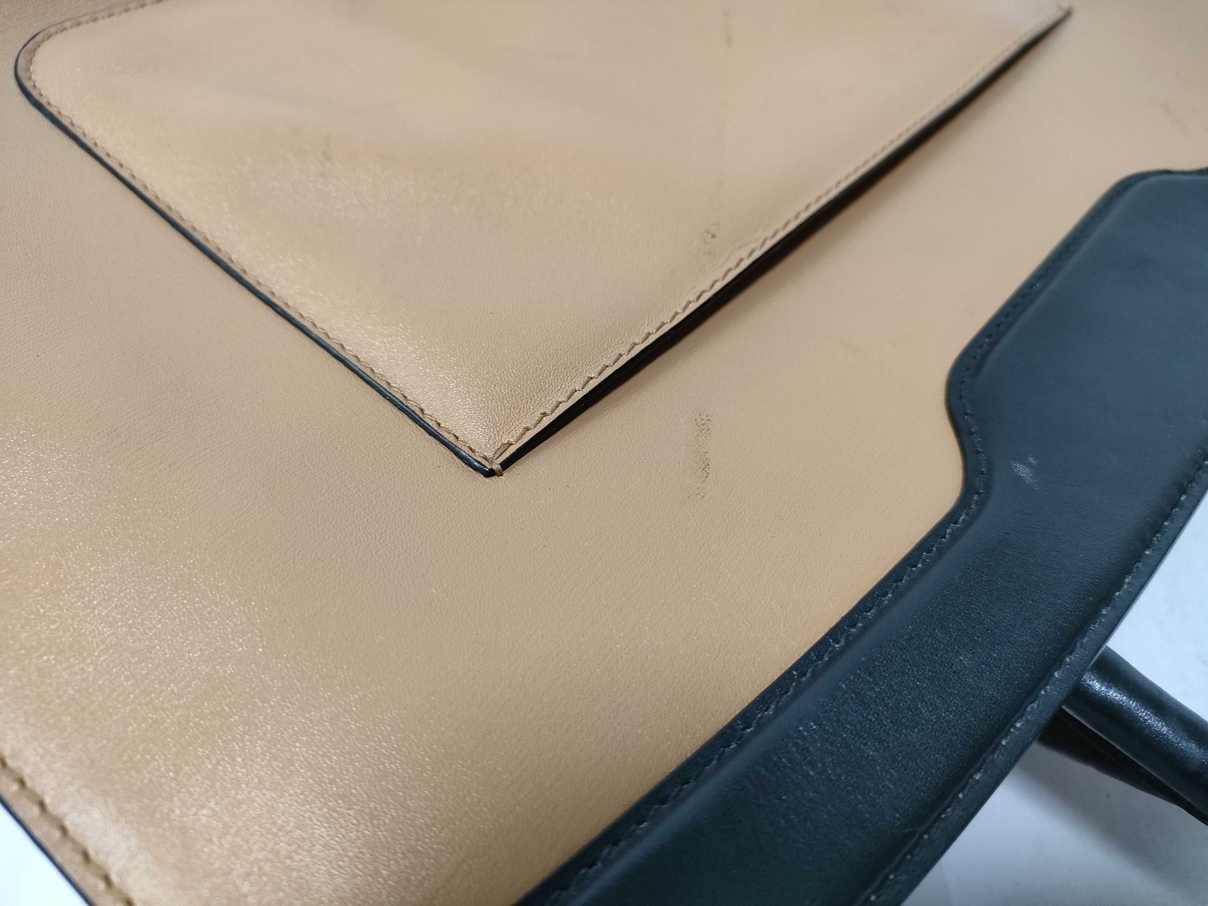 FR- Isabella Rossellini Leather Handbag Beige — view 7
