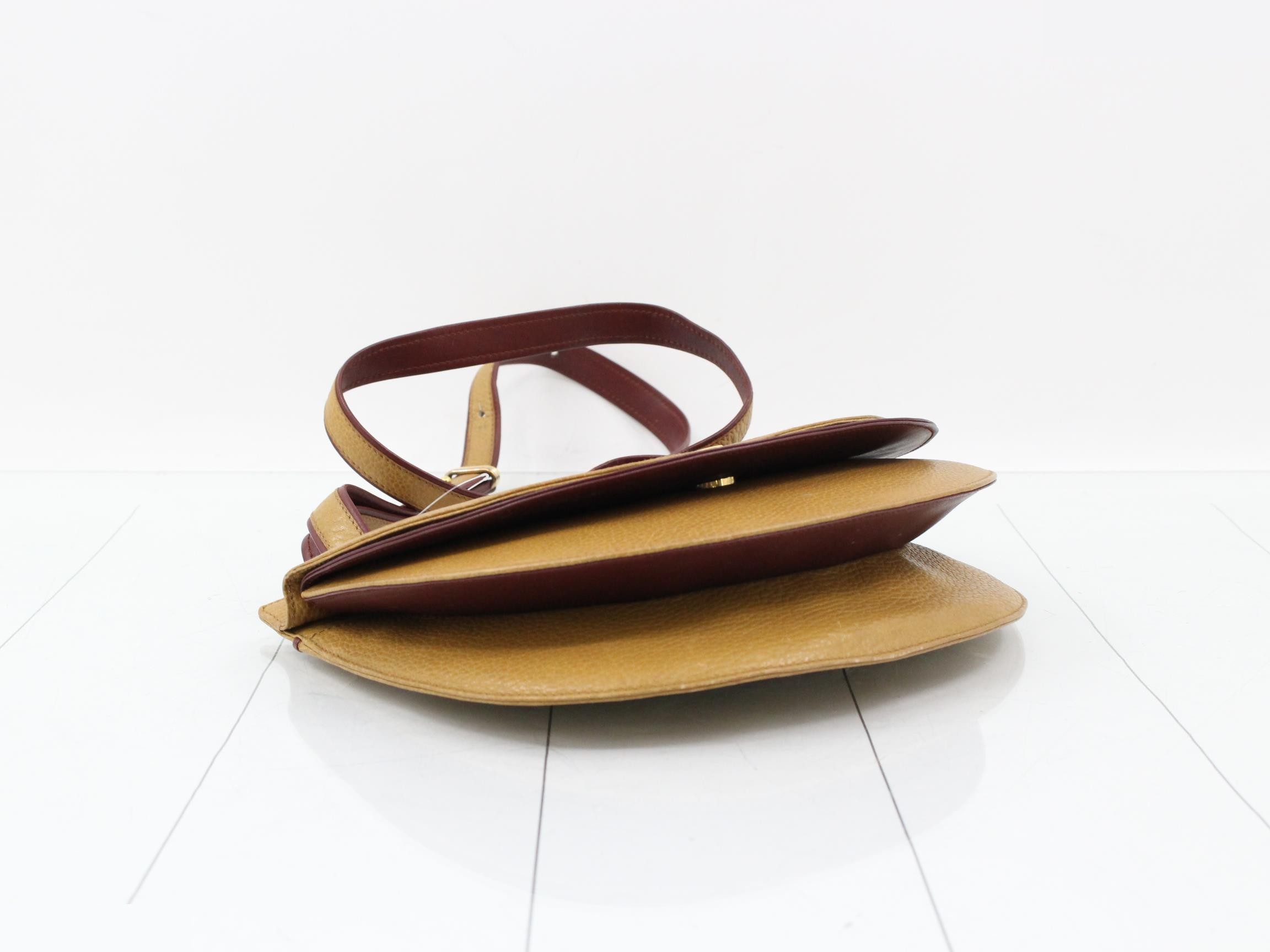 Must Line Shoulder Bag Leather — view 5