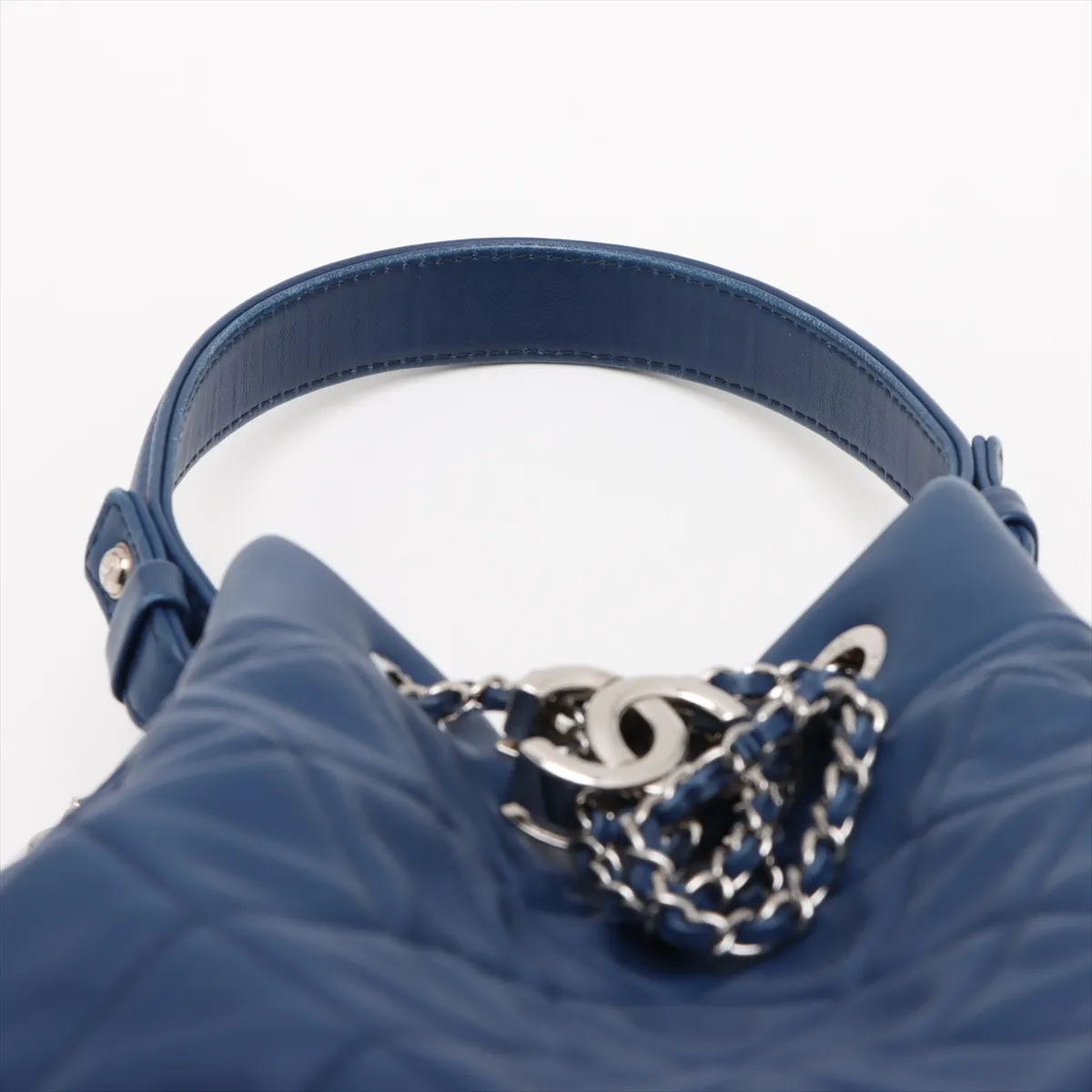 Matelasse Lambskin Chain Shoulder Bag Drawstring Blue Silver Hardware 25125420 25th Series — view 6