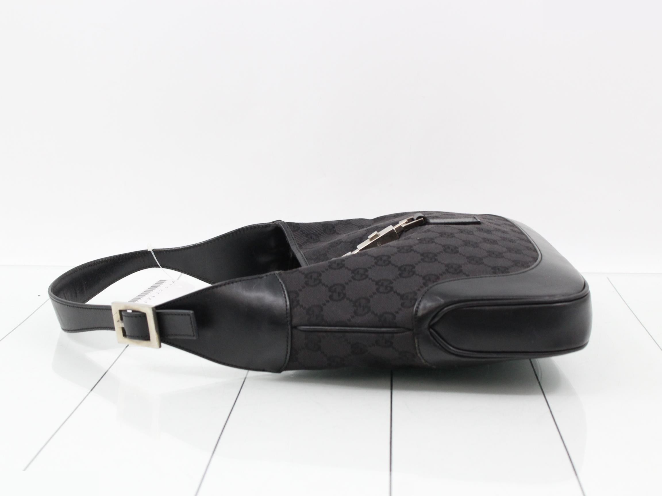 GG Canvas Jackie Shoulder Bag — view 4