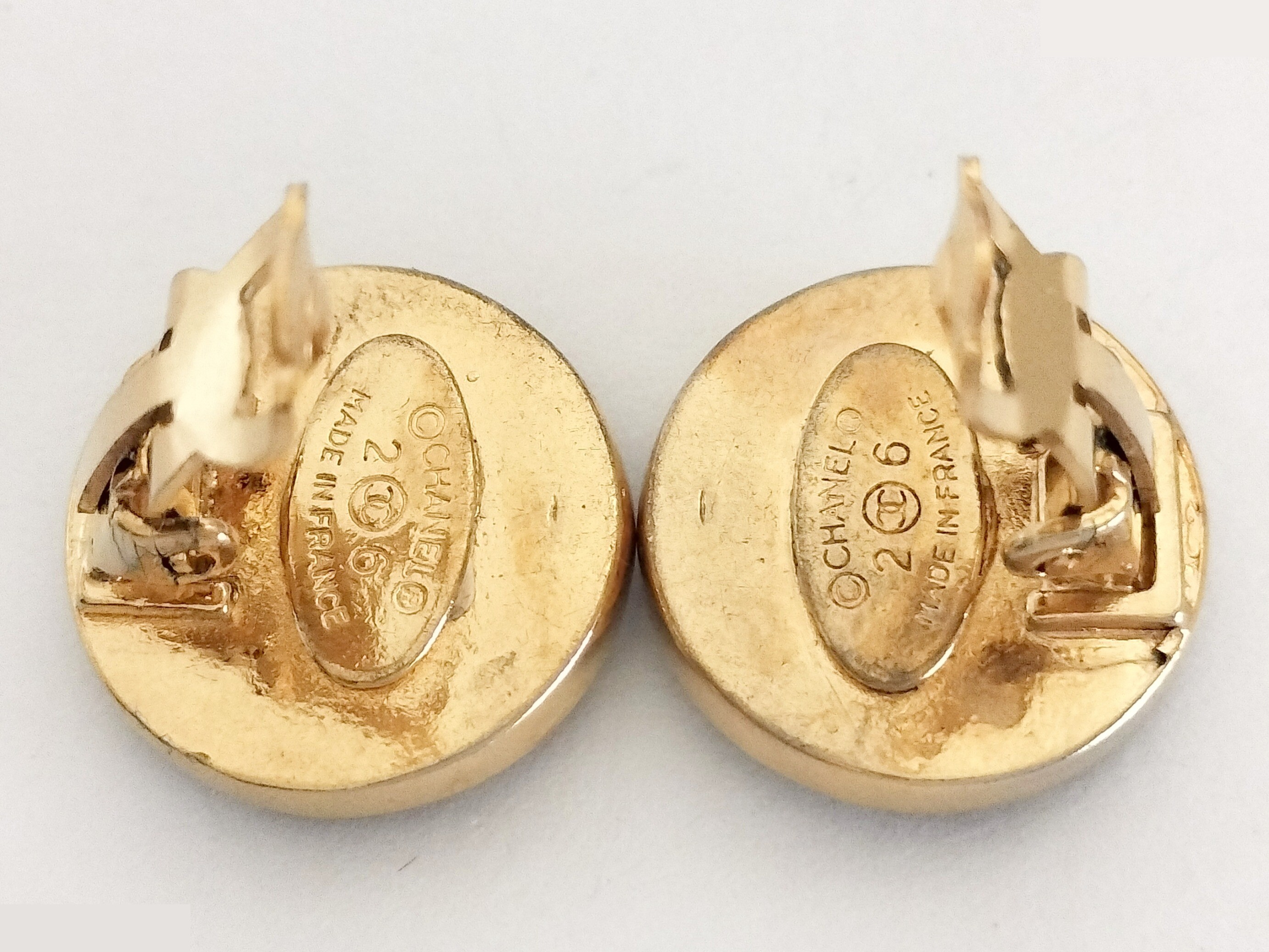 Coco black gold earrings — view 4