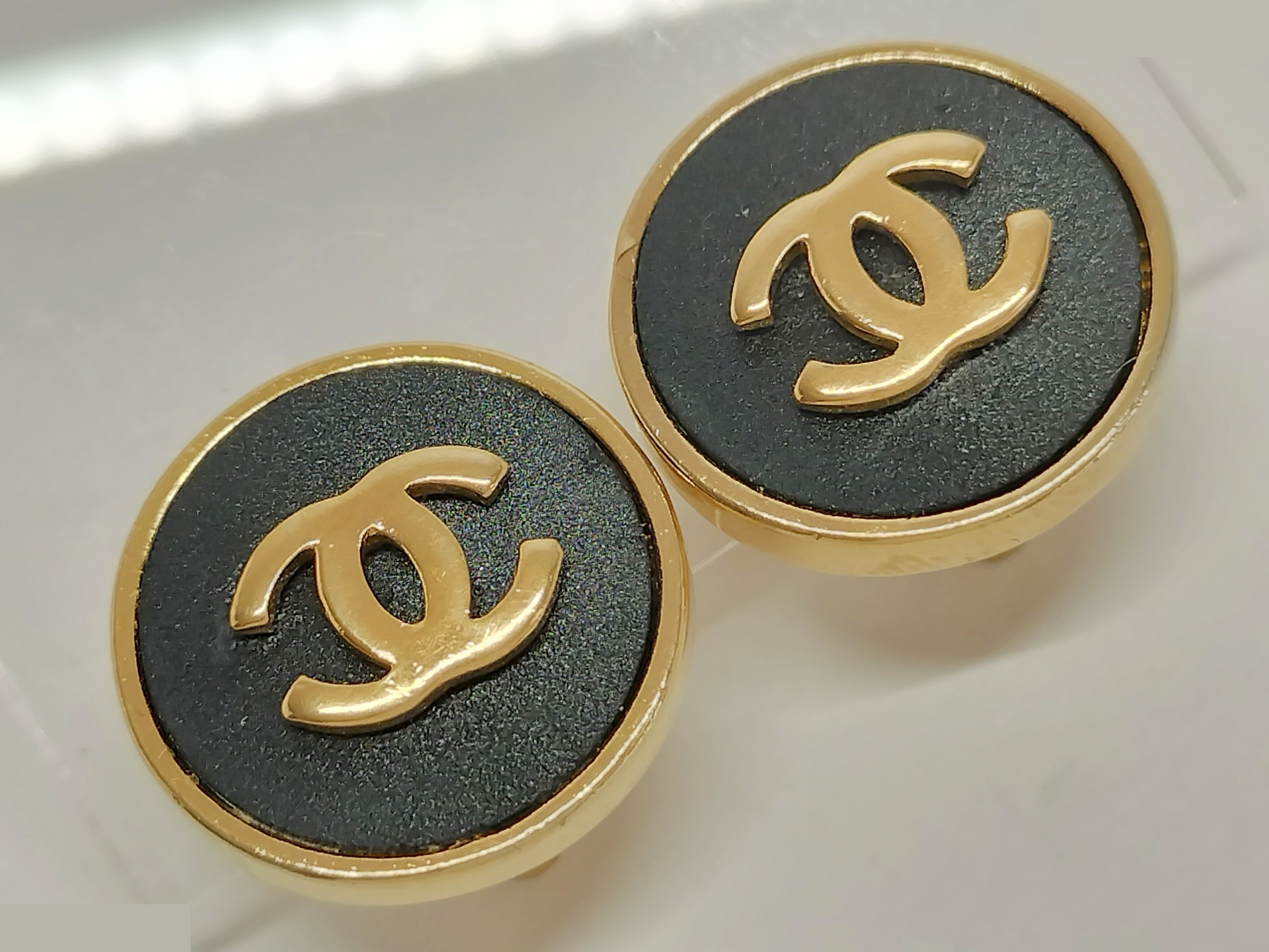 Coco black gold earrings — view 8