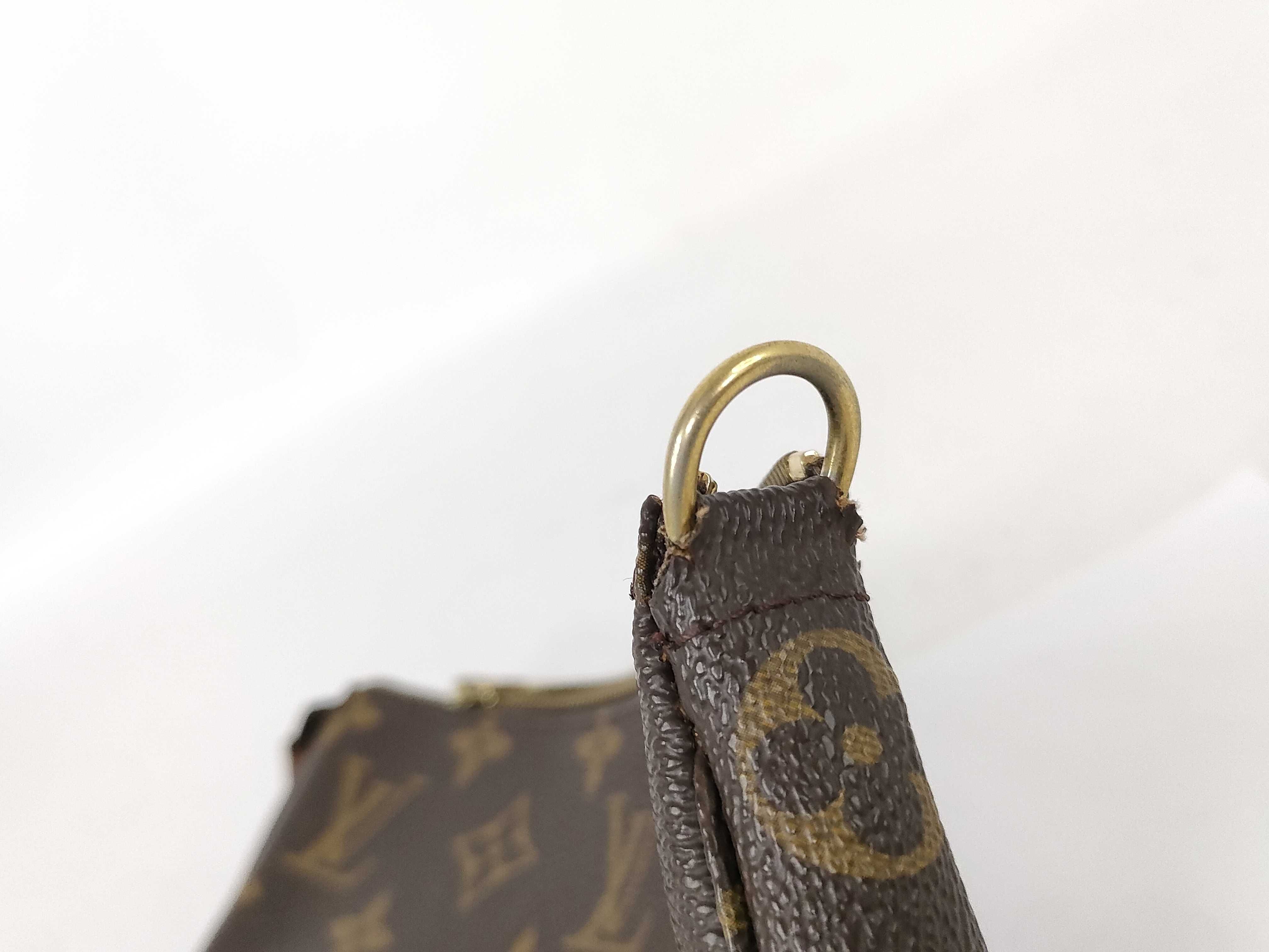 Monogram Pochette Accessoires Monogram M51980 Pouch — view 11