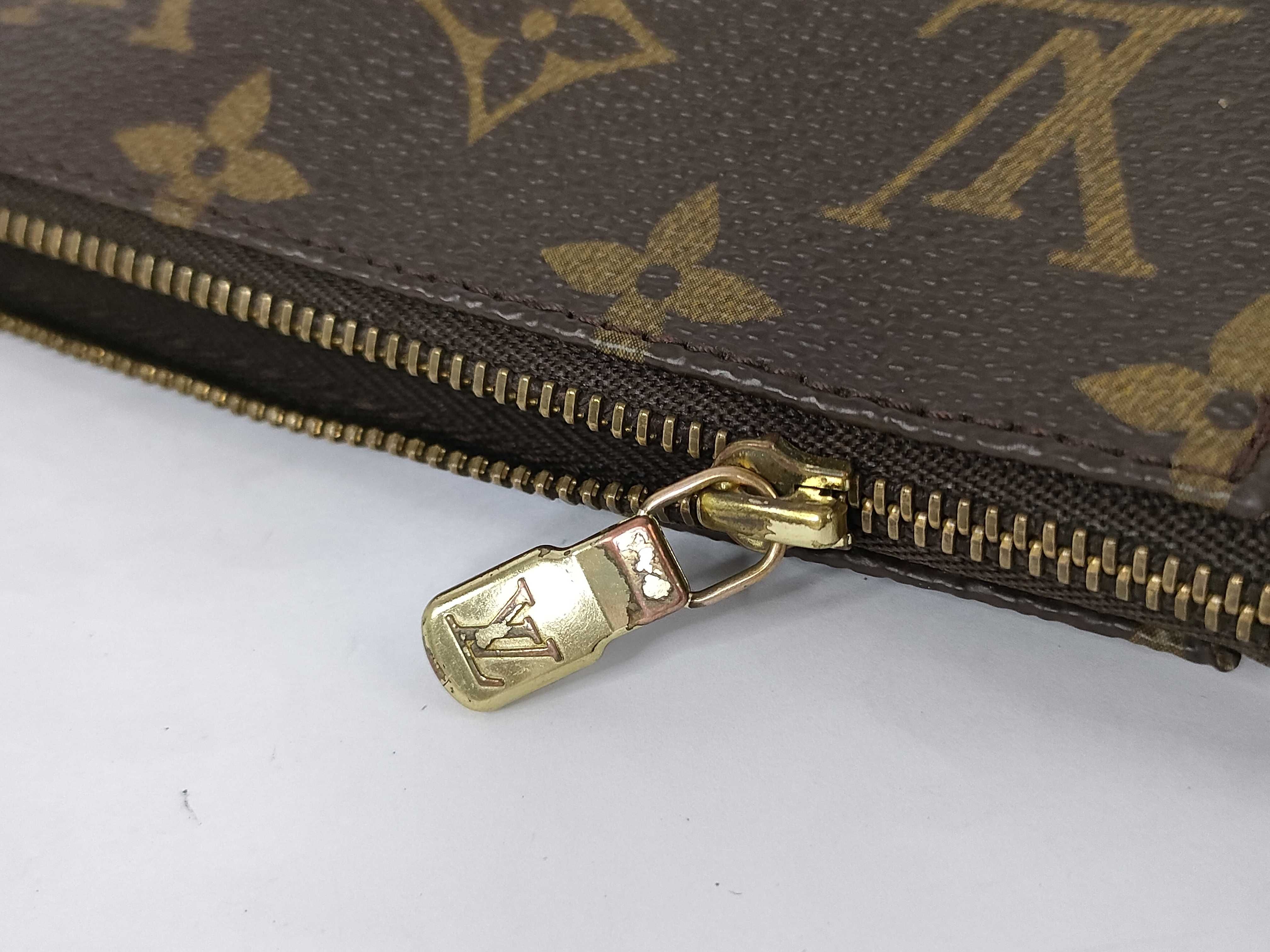 Monogram Pochette Accessoires Monogram M51980 Pouch — view 10