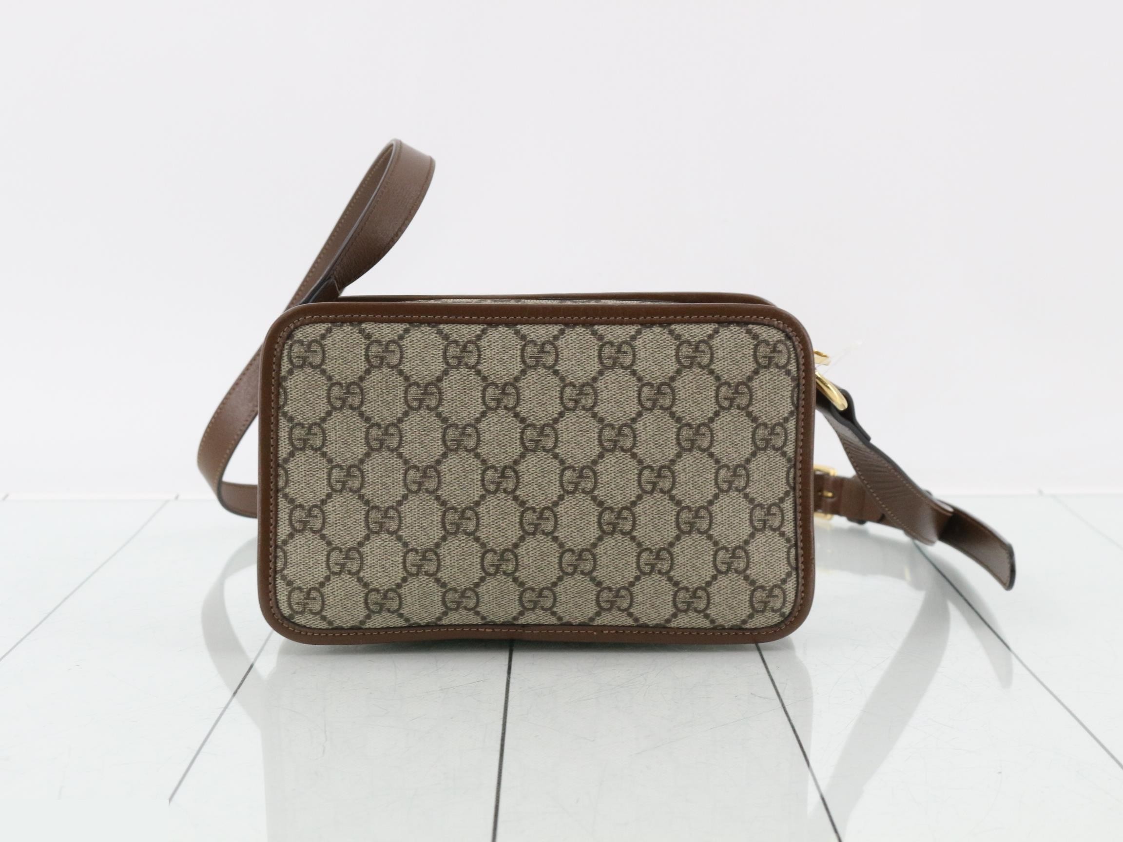 Camera bag, GG Supreme shoulder bag — view 2