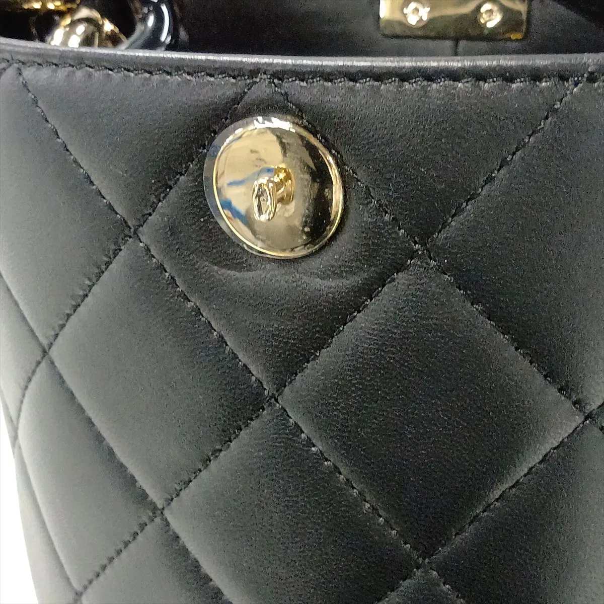 Matelassé Lambskin Chain Shoulder Bag, Black with Gold Hardware, 29238236, Serial Number 29 — view 10