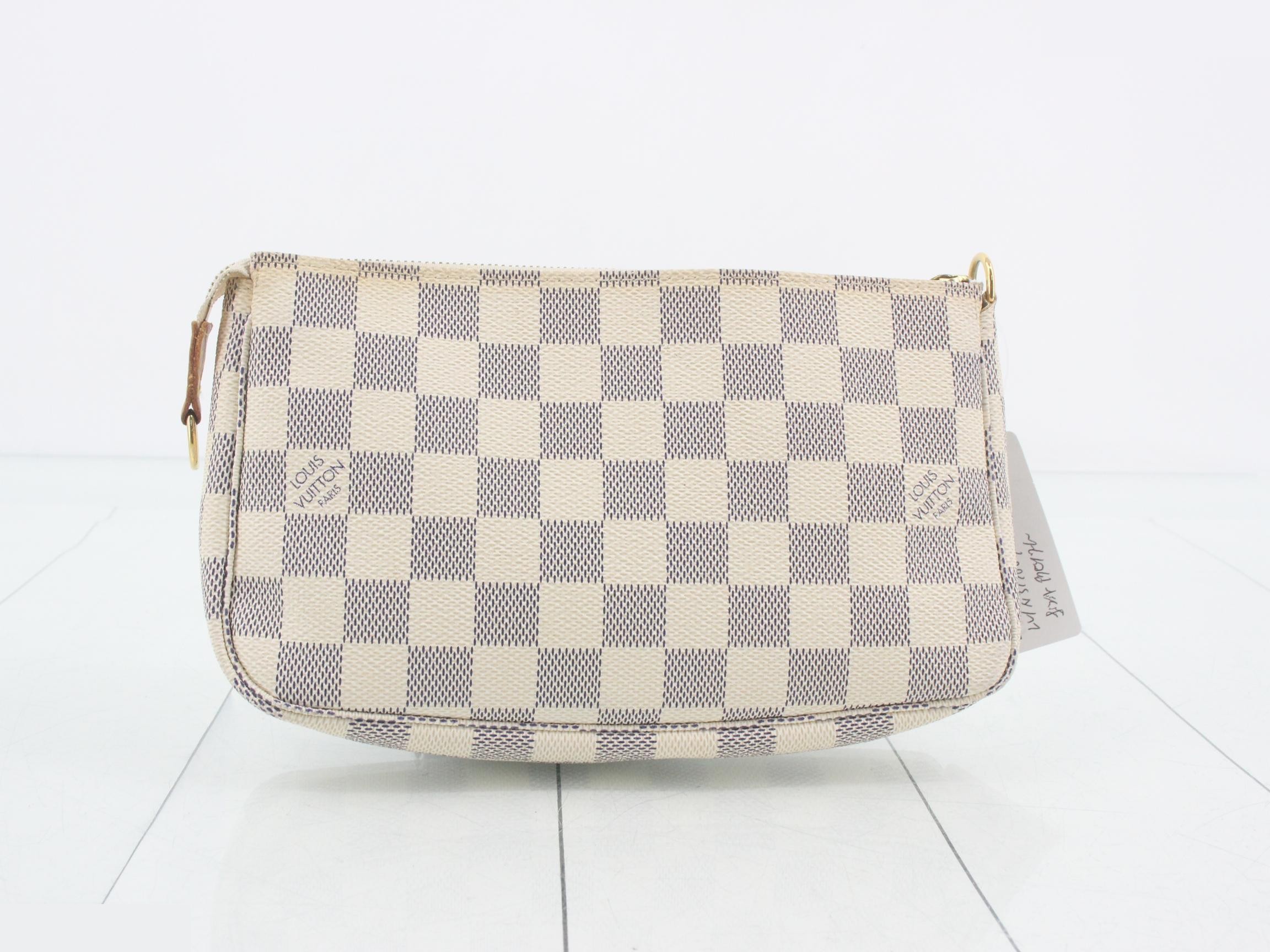 Pochette Accessoires (old model) — view 2