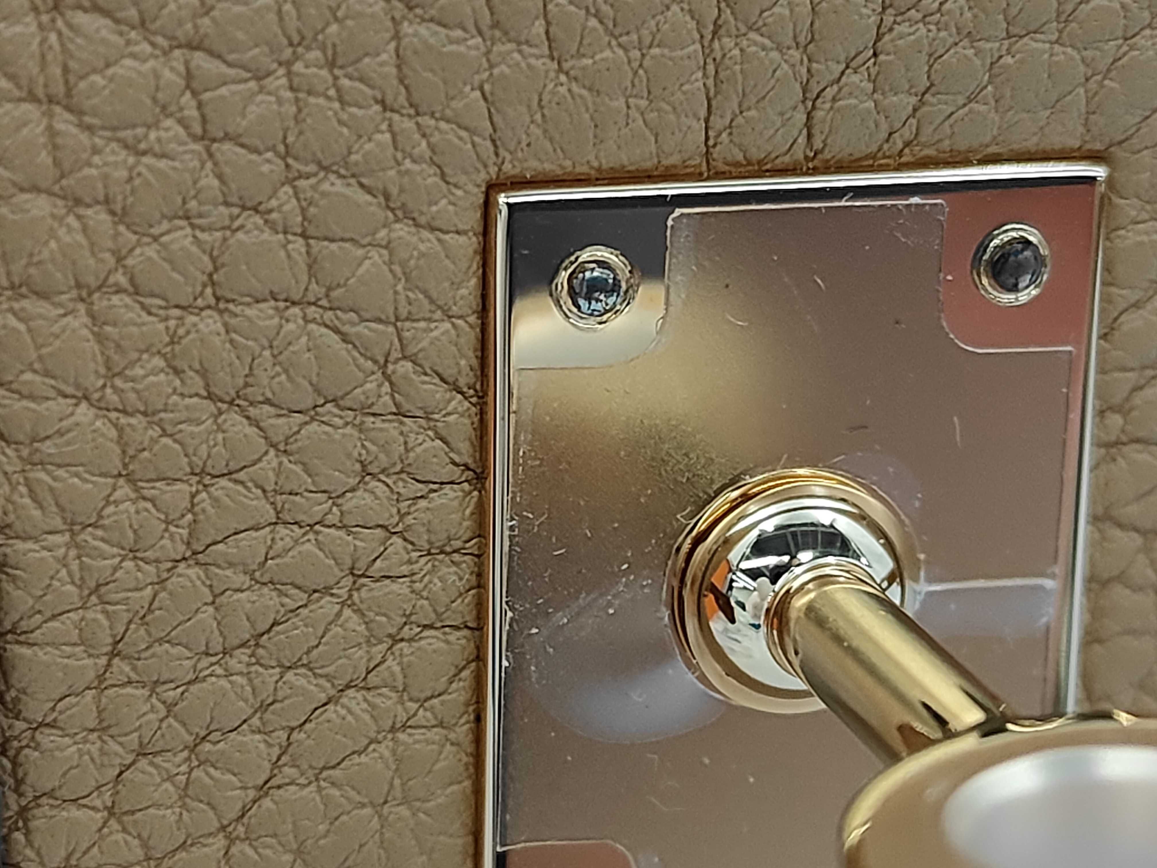 Birkin 25 Natural Sable Togo Leather Handbag with Gold Hardware (K Stamp) — view 12