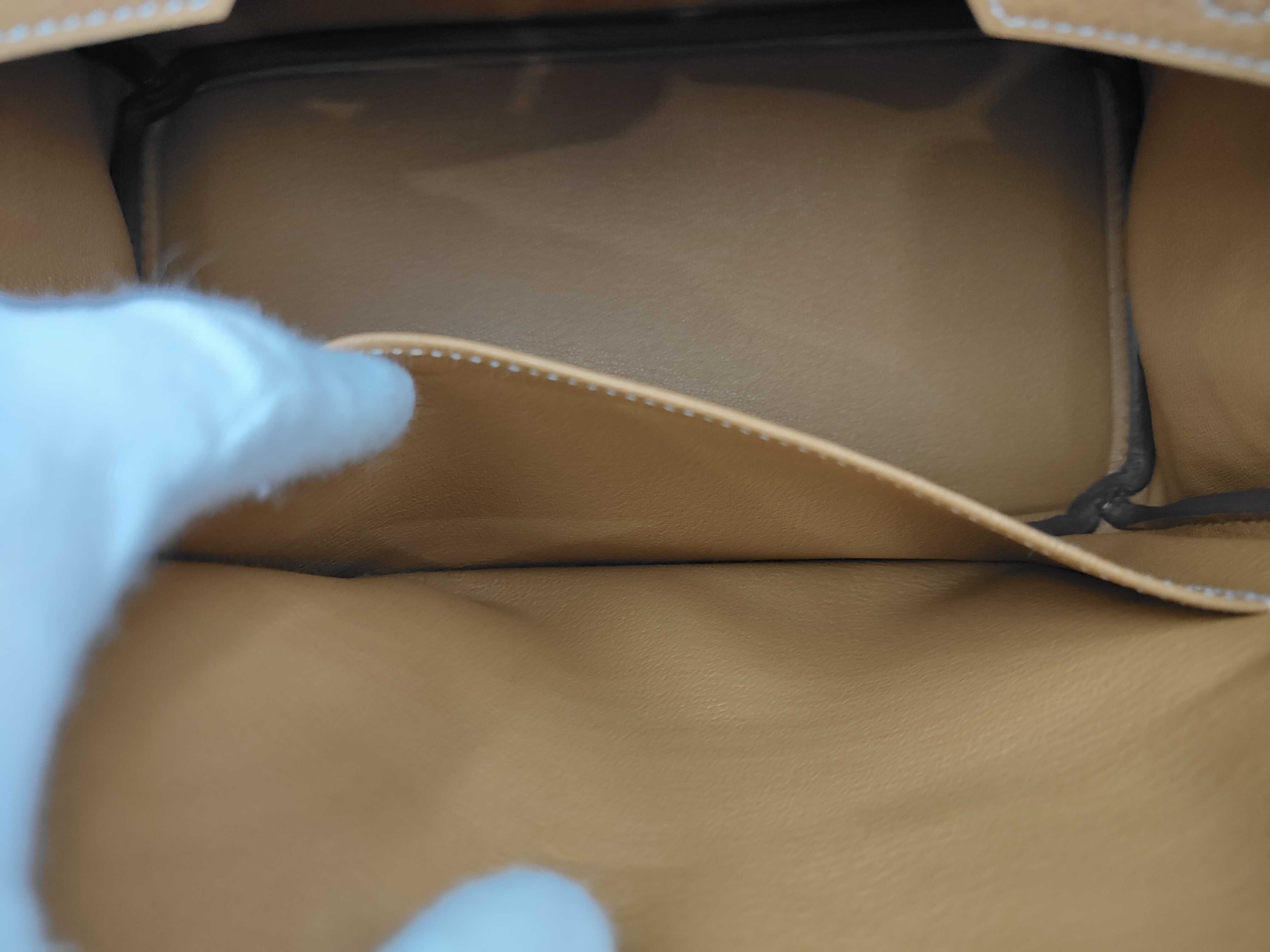 Birkin 25 Natural Sable Togo Leather Handbag with Gold Hardware (K Stamp) — view 10
