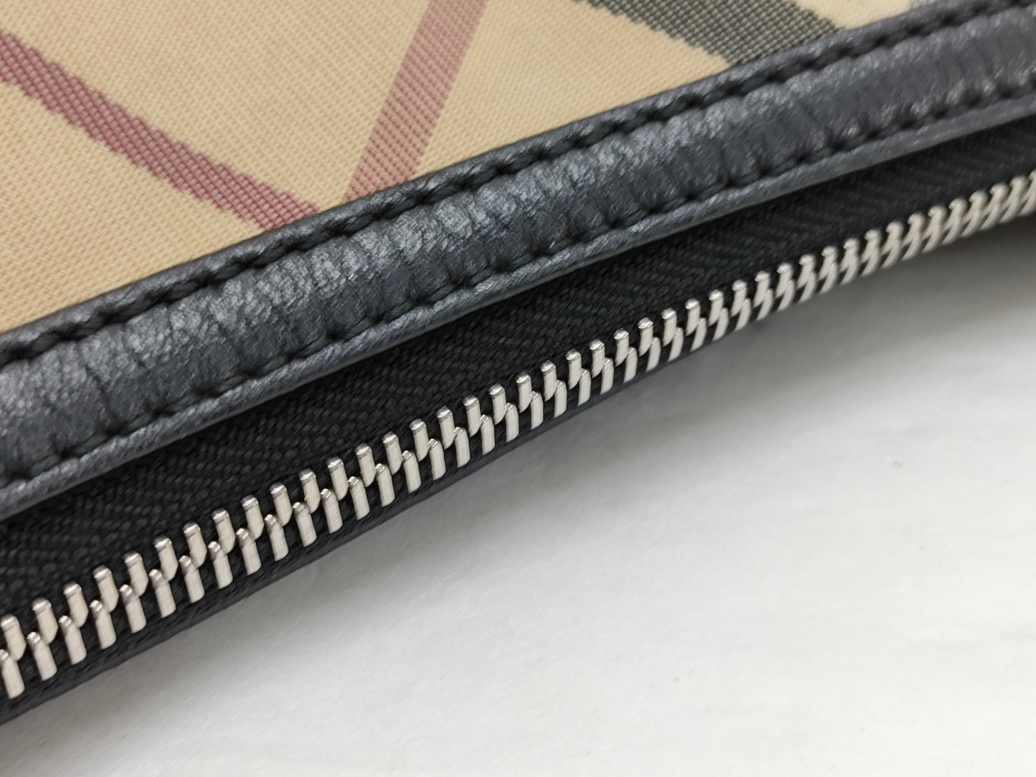 check pattern shoulder bag black shoulder bag — view 6
