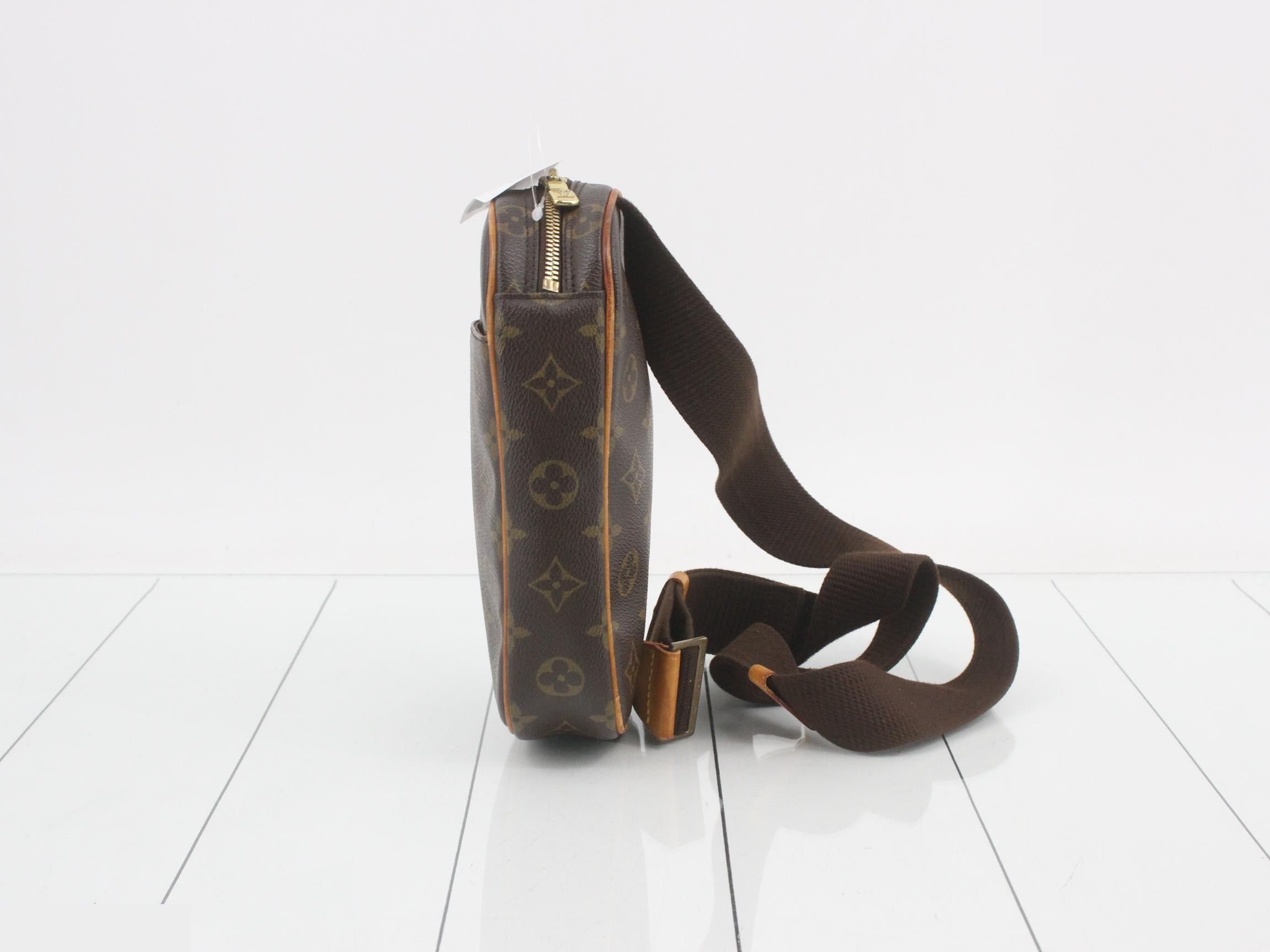 Pochette Gange — view 3