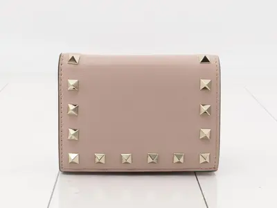 Bi-fold wallet, studs, pink leather