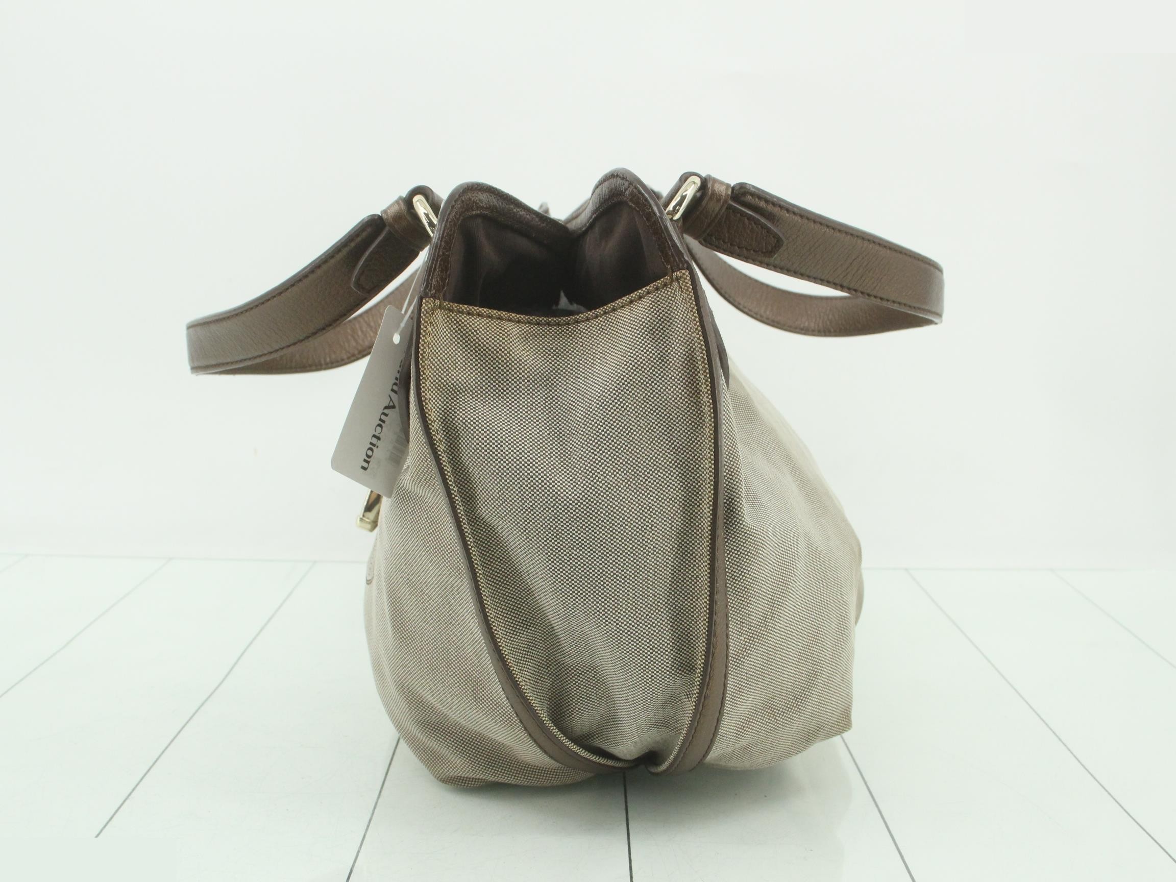 handbag — view 3