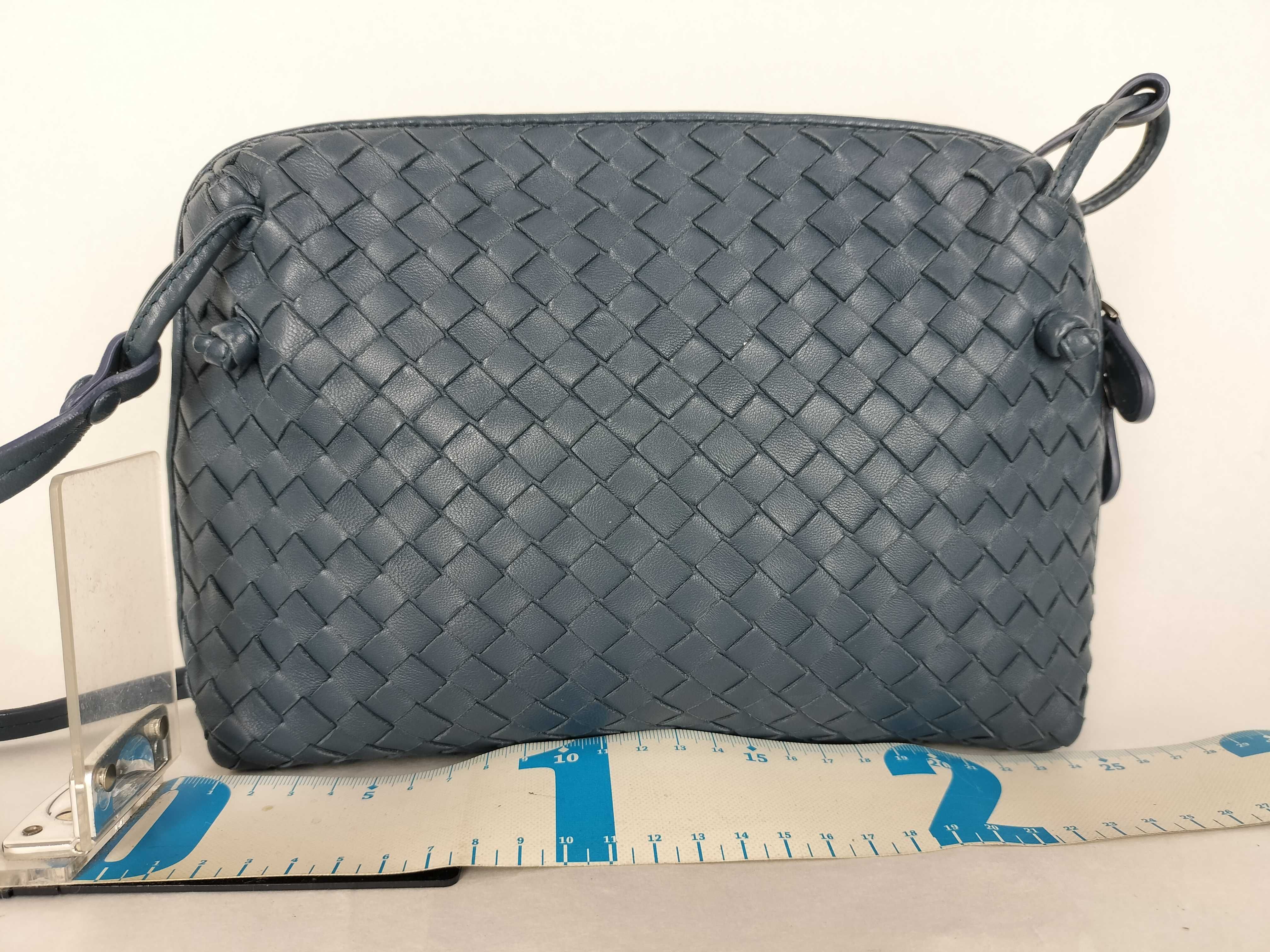 Intrecciato Bottega Veneta Intrecciato Leather Shoulder Bag — view 2