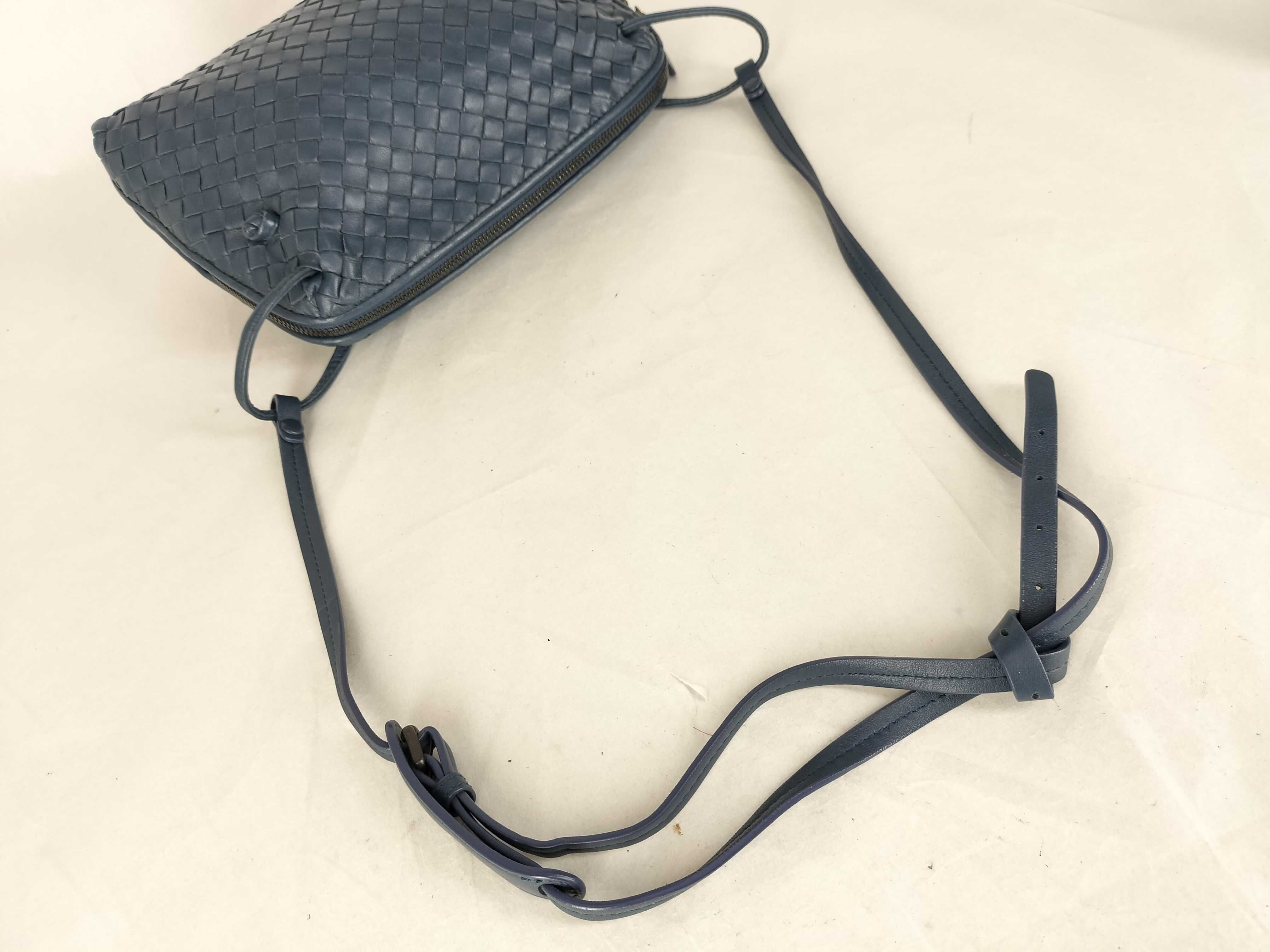 Intrecciato Bottega Veneta Intrecciato Leather Shoulder Bag — view 3
