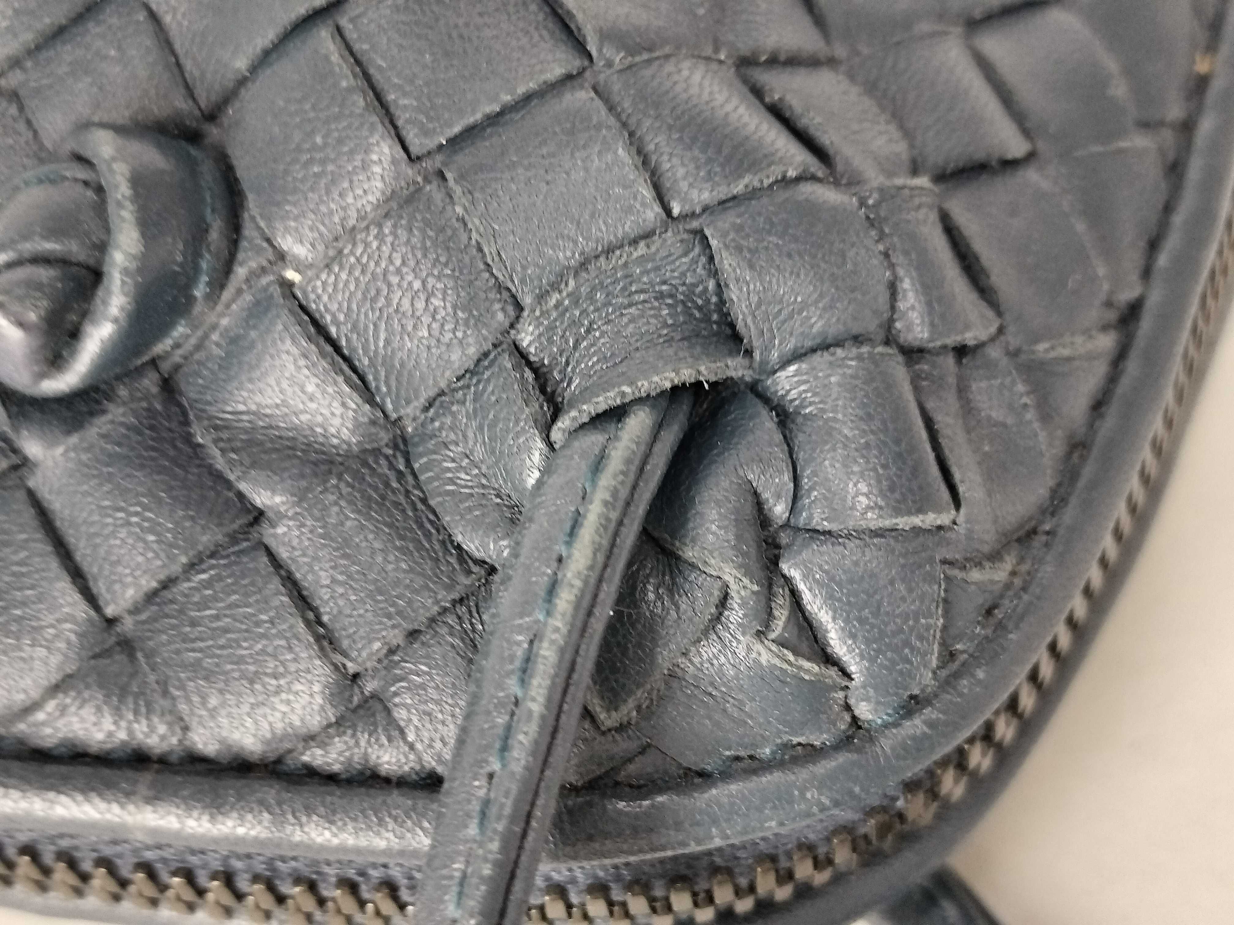 Intrecciato Bottega Veneta Intrecciato Leather Shoulder Bag — view 5