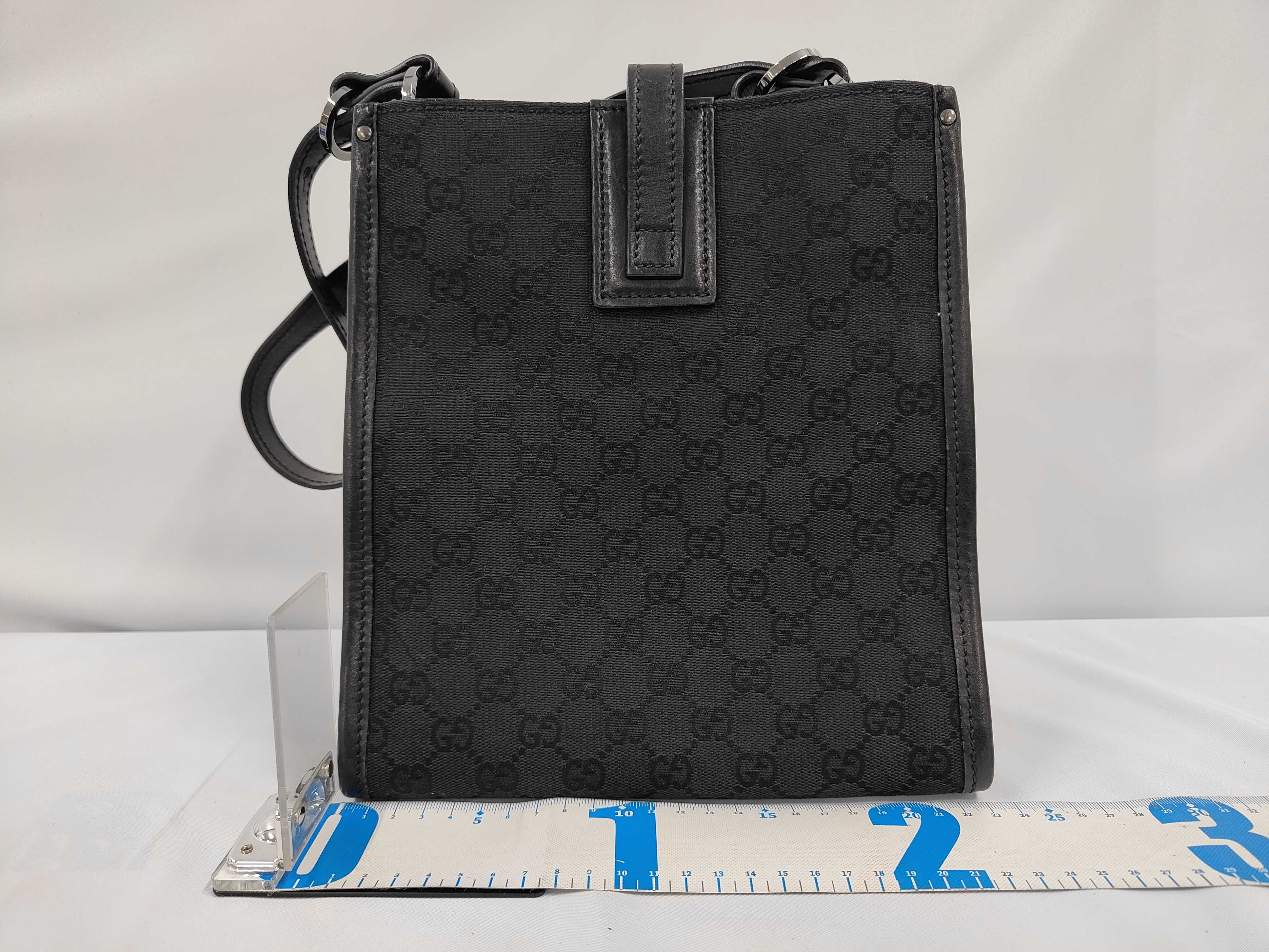 GG Canvas One-Shoulder Handbag Shoulder Bag — view 2