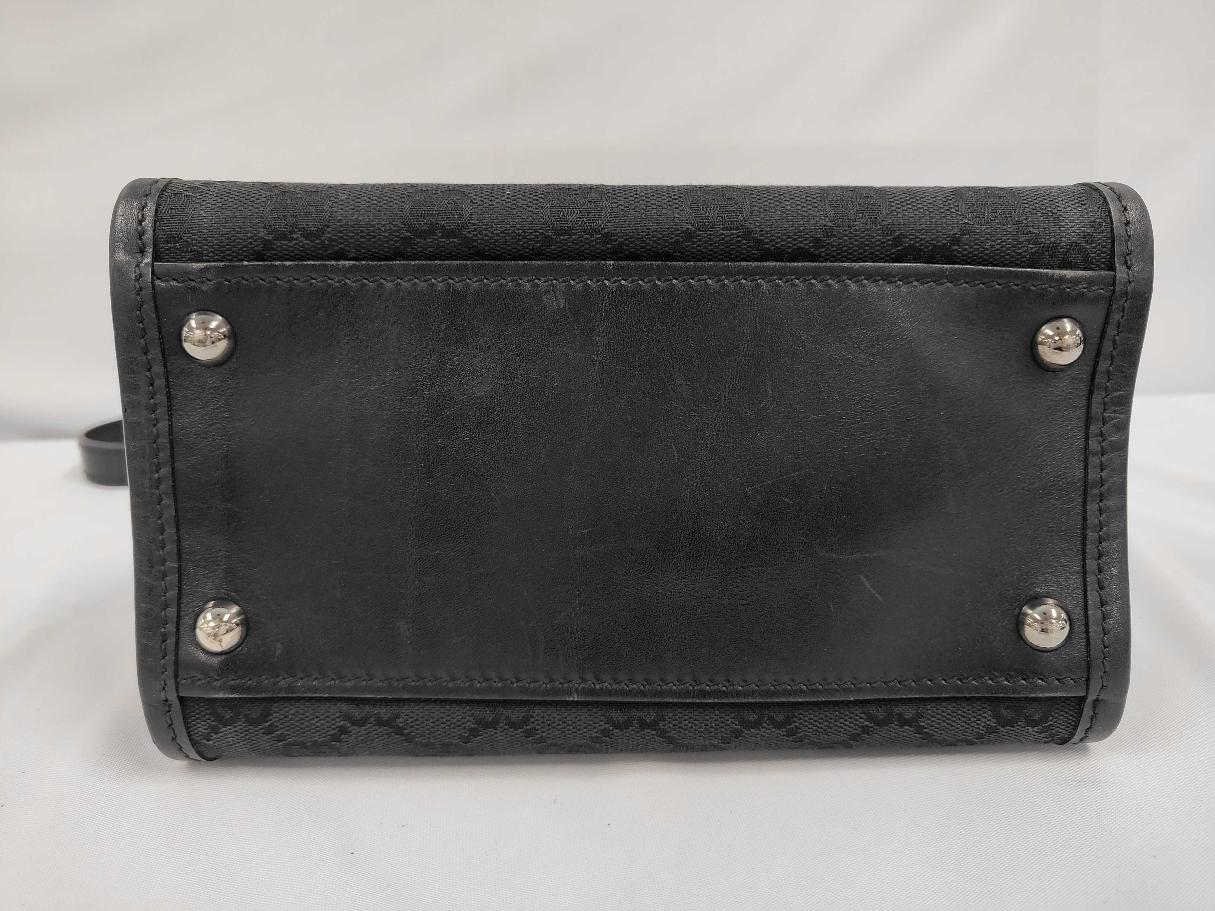 GG Canvas One-Shoulder Handbag Shoulder Bag — view 3