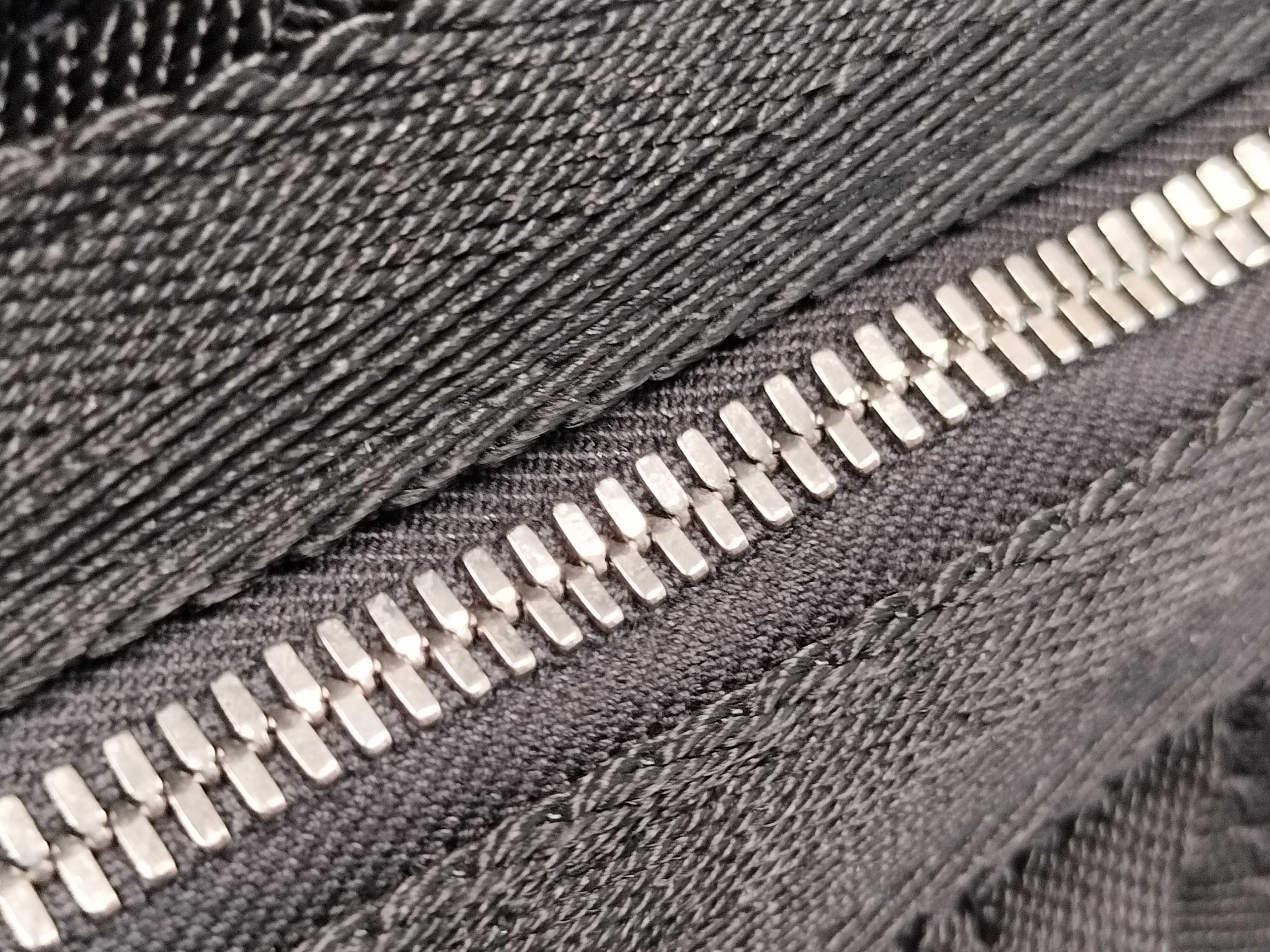 Intrecciato Light Webbing Clutch Bag Black — view 5