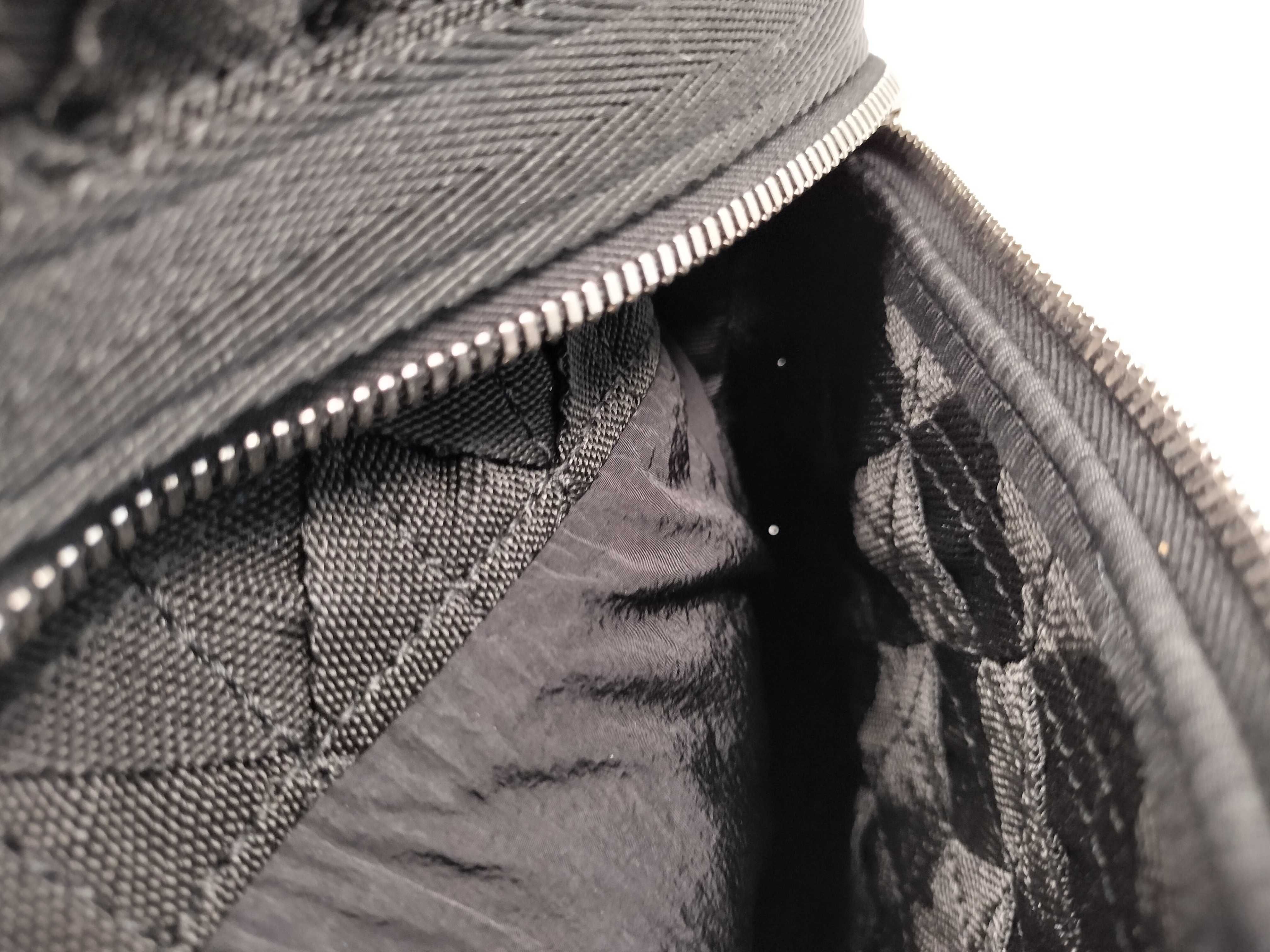 Intrecciato Light Webbing Clutch Bag Black — view 7