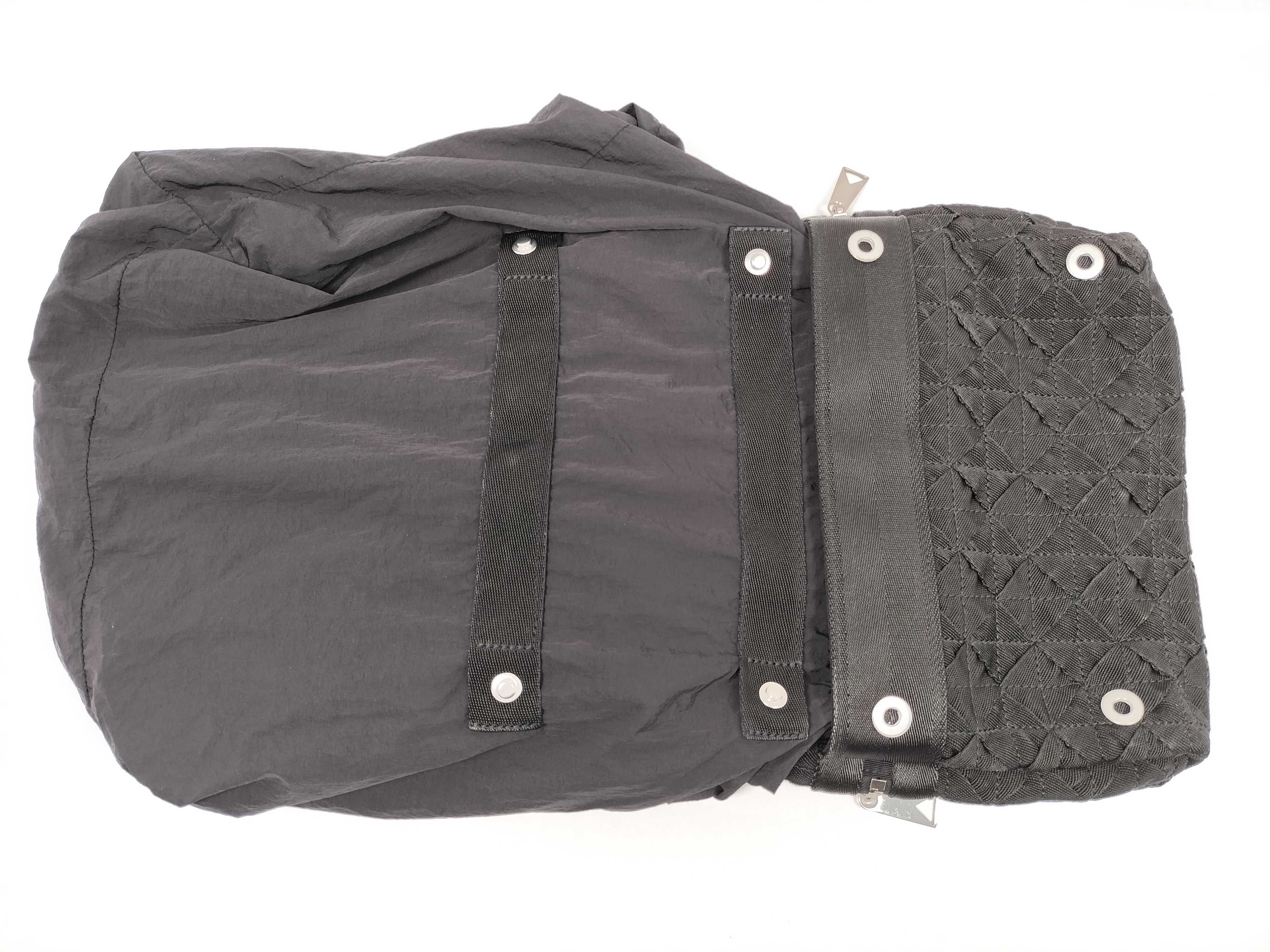 Intrecciato Light Webbing Clutch Bag Black — view 10