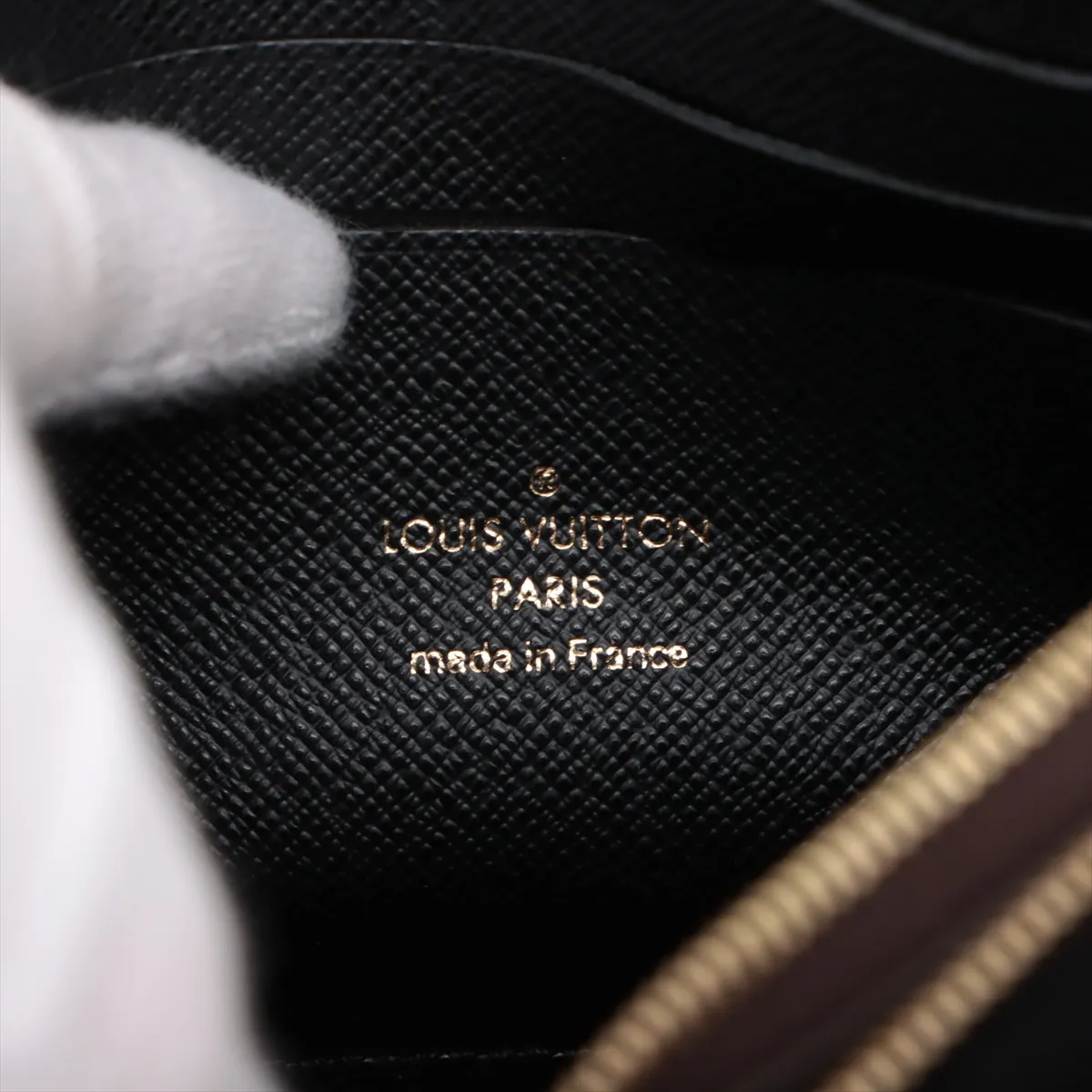 Giant Monogram Reverse Pochette Double Zip M69203 Brown (RFID detected) — view 9