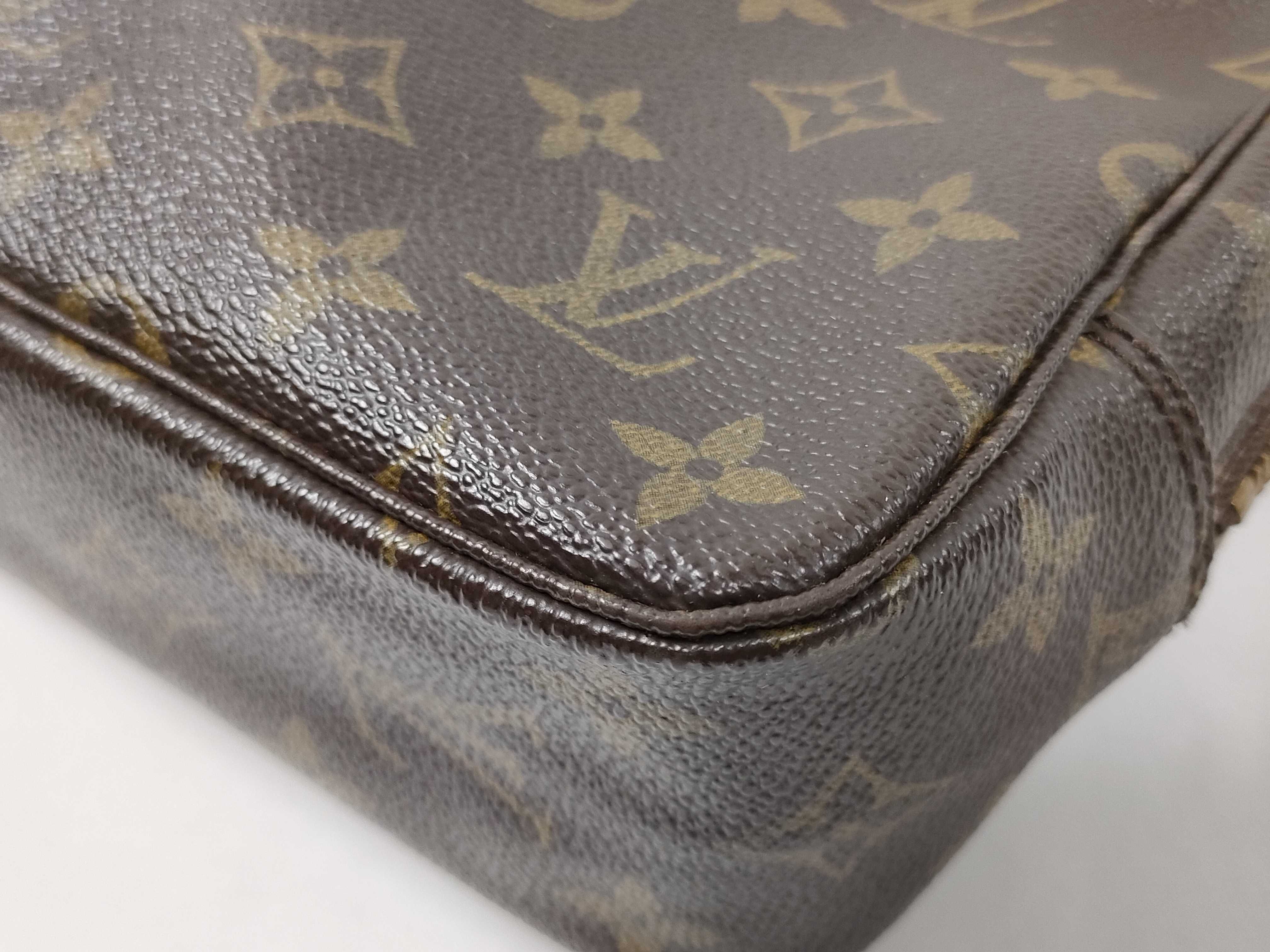 Monogram Louis Vuitton Trousses Toilette 23 Monogram M47524 862TH Second Bag — view 4
