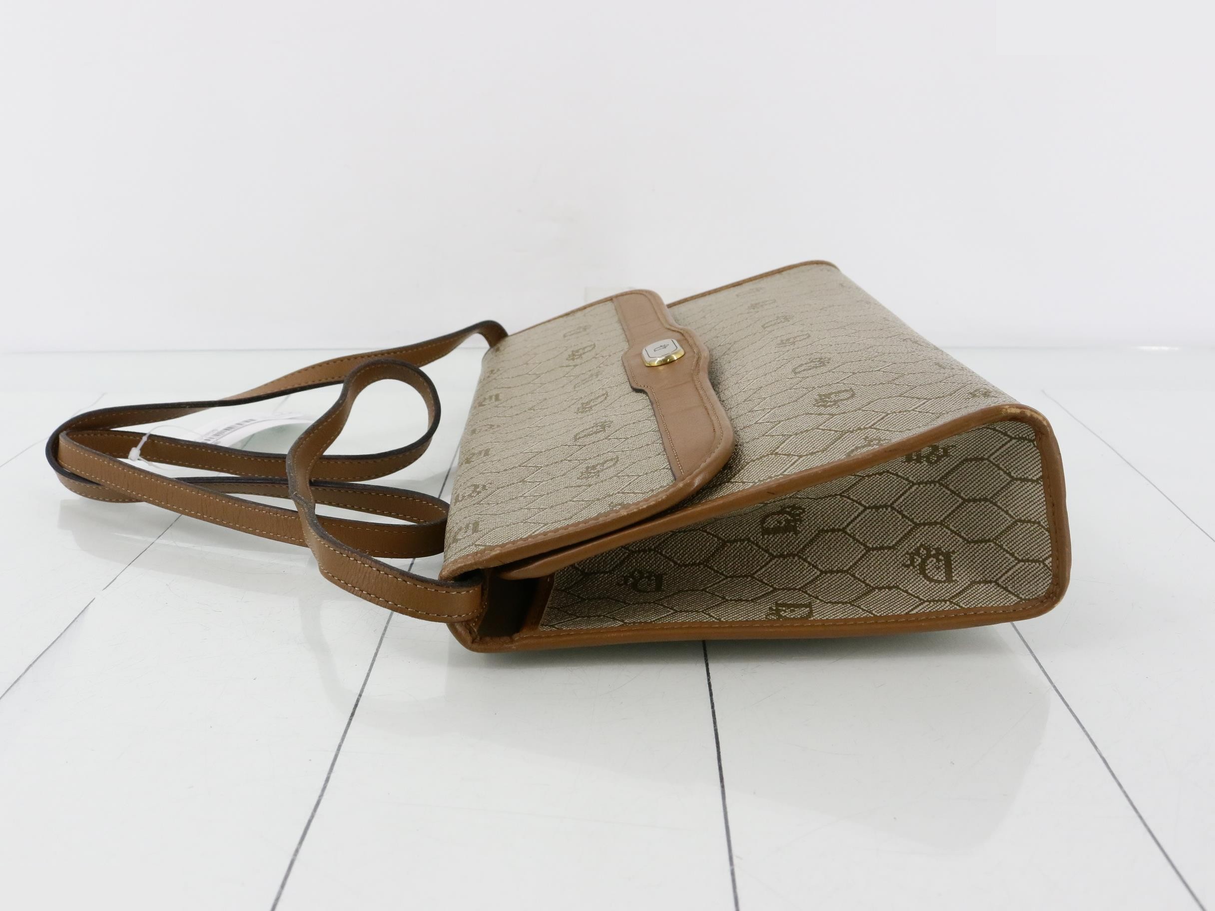 Honeycomb pattern PVC — view 4