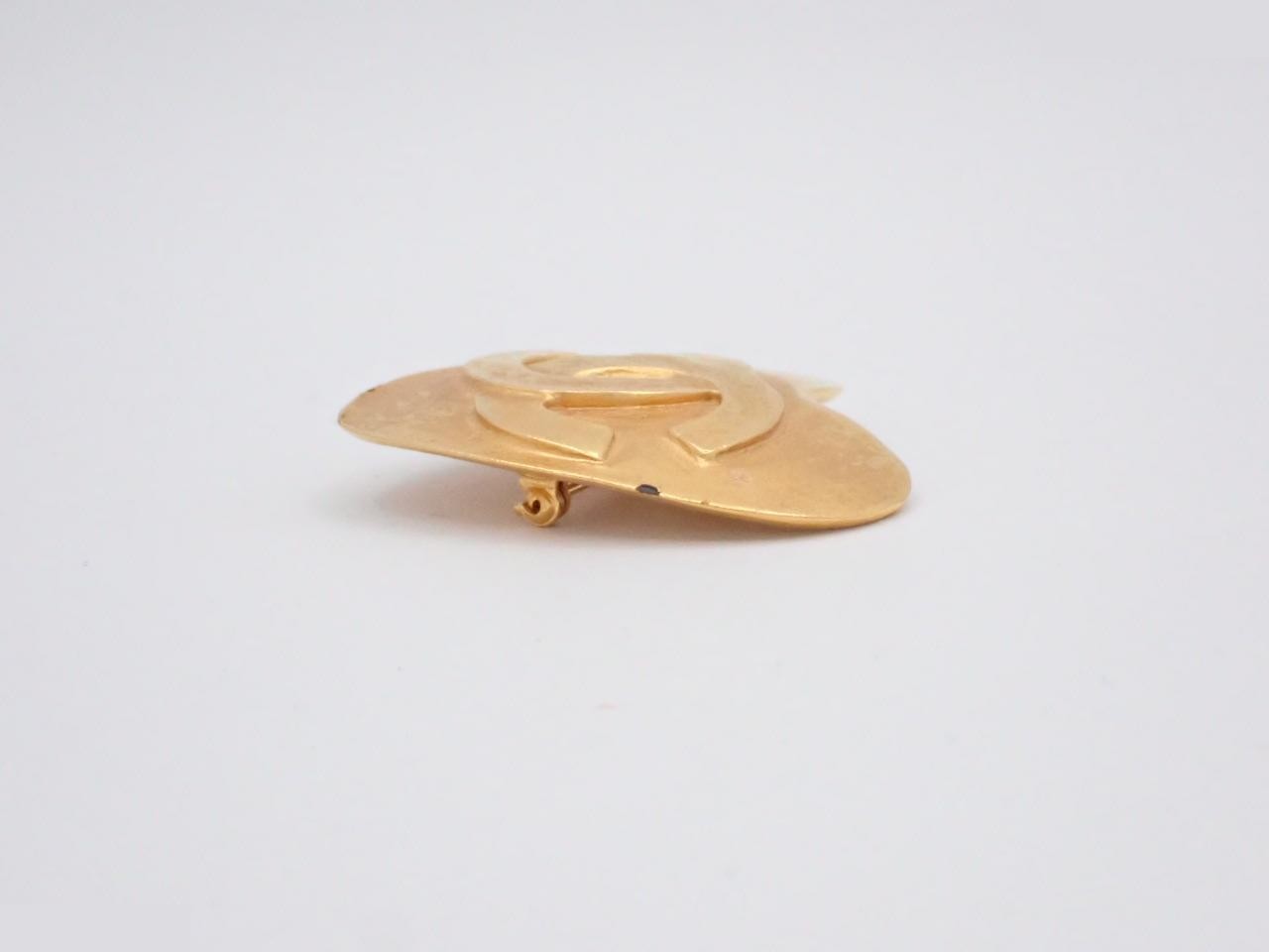 Coco Mark Heart Brooch 95P — view 3