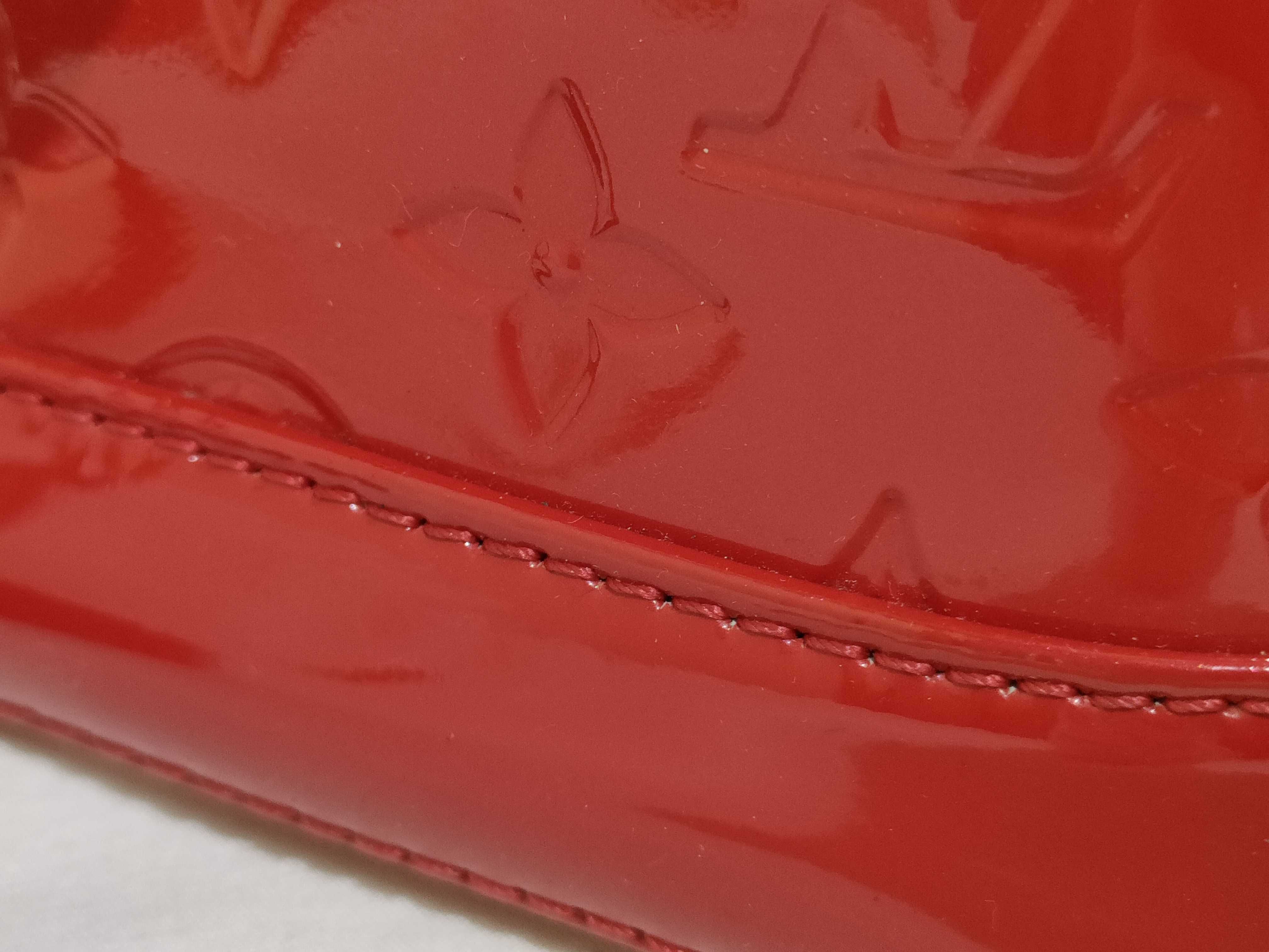 Vernis Alma BB Pomme d'Amour M91606 Handbag with Strap, Clochette, Key, and Padlock FL3115 — view 14