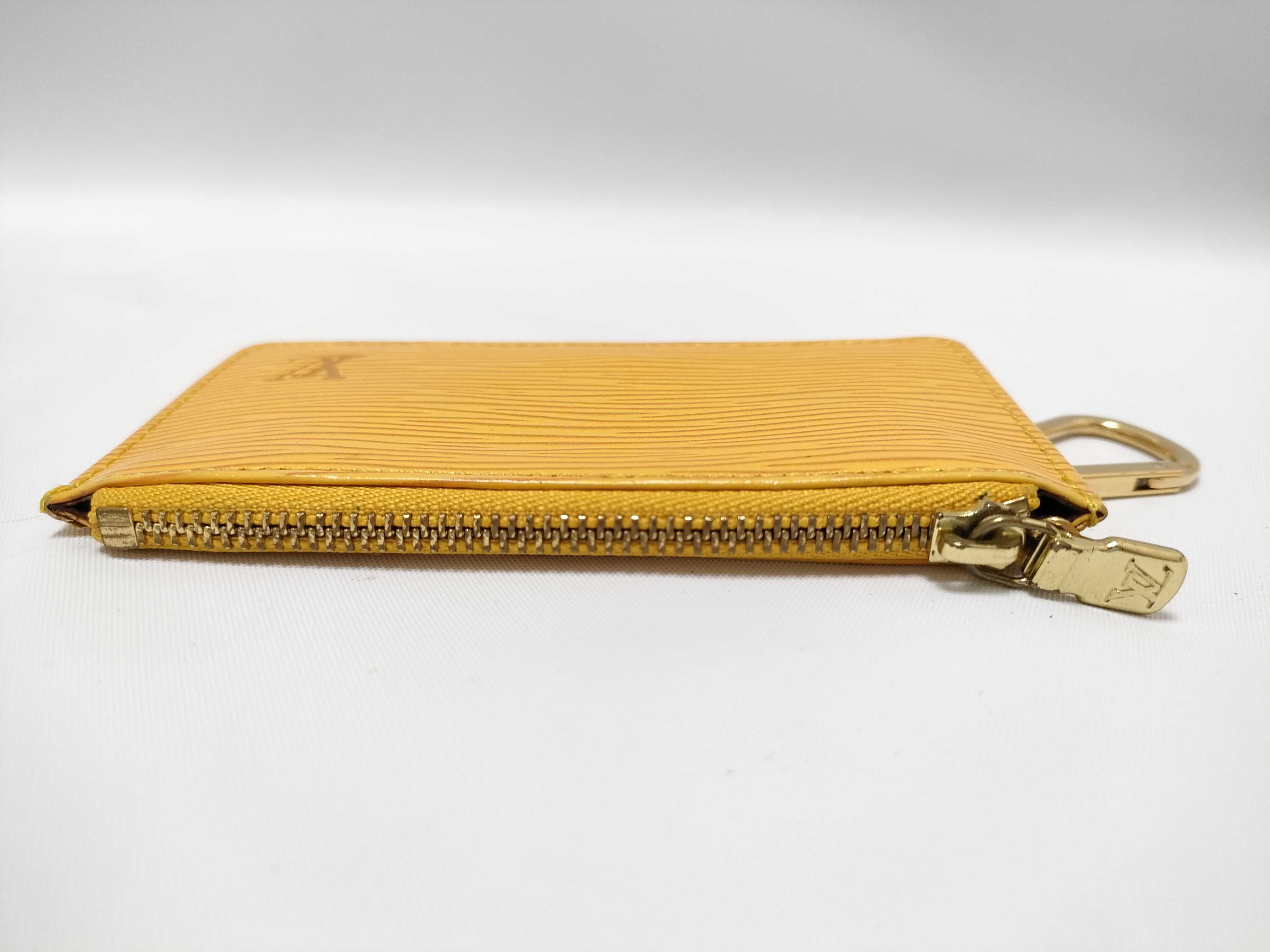 Epi Pochette Clé M63809 Key Case — view 6