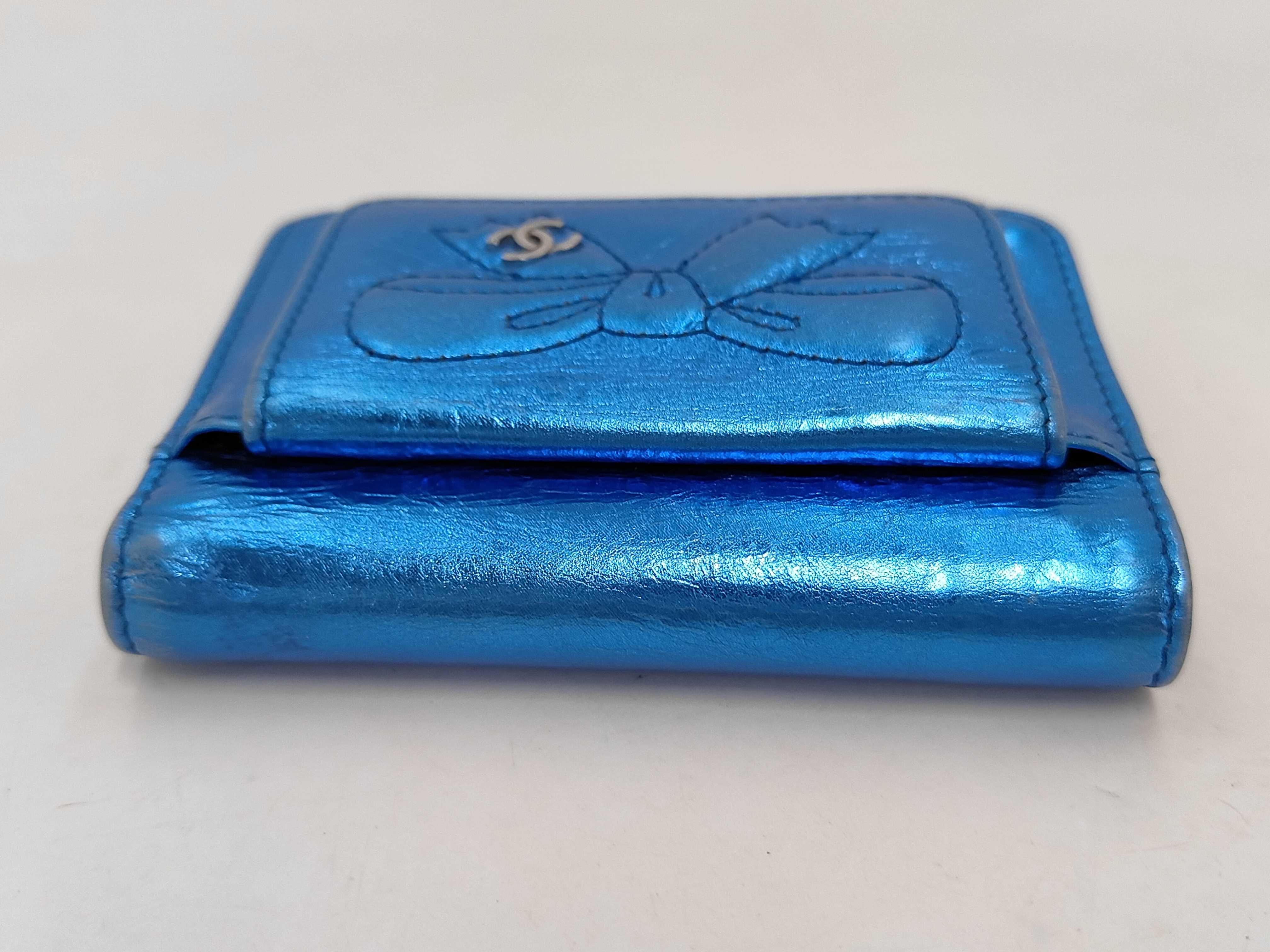 Ribbon Coco Mark Double Hook Tri-fold Compact Wallet — view 5