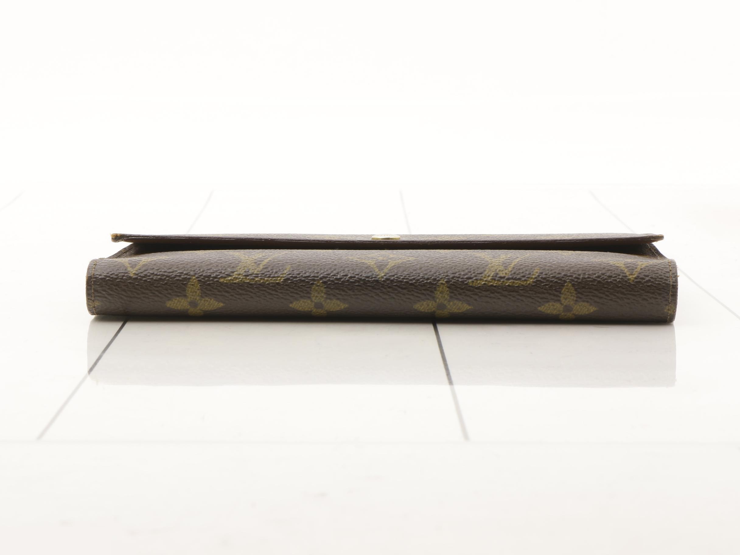 long wallet — view 3