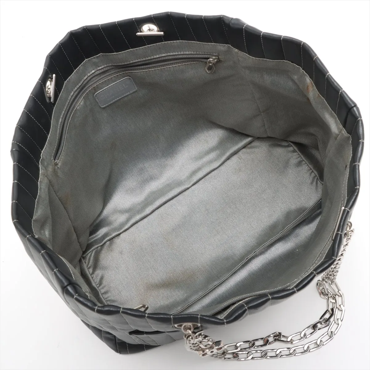 New Mademoiselle Lambskin x Vinyl Chain Tote Bag Black Silver Hardware 10174606 No. 10 — view 7