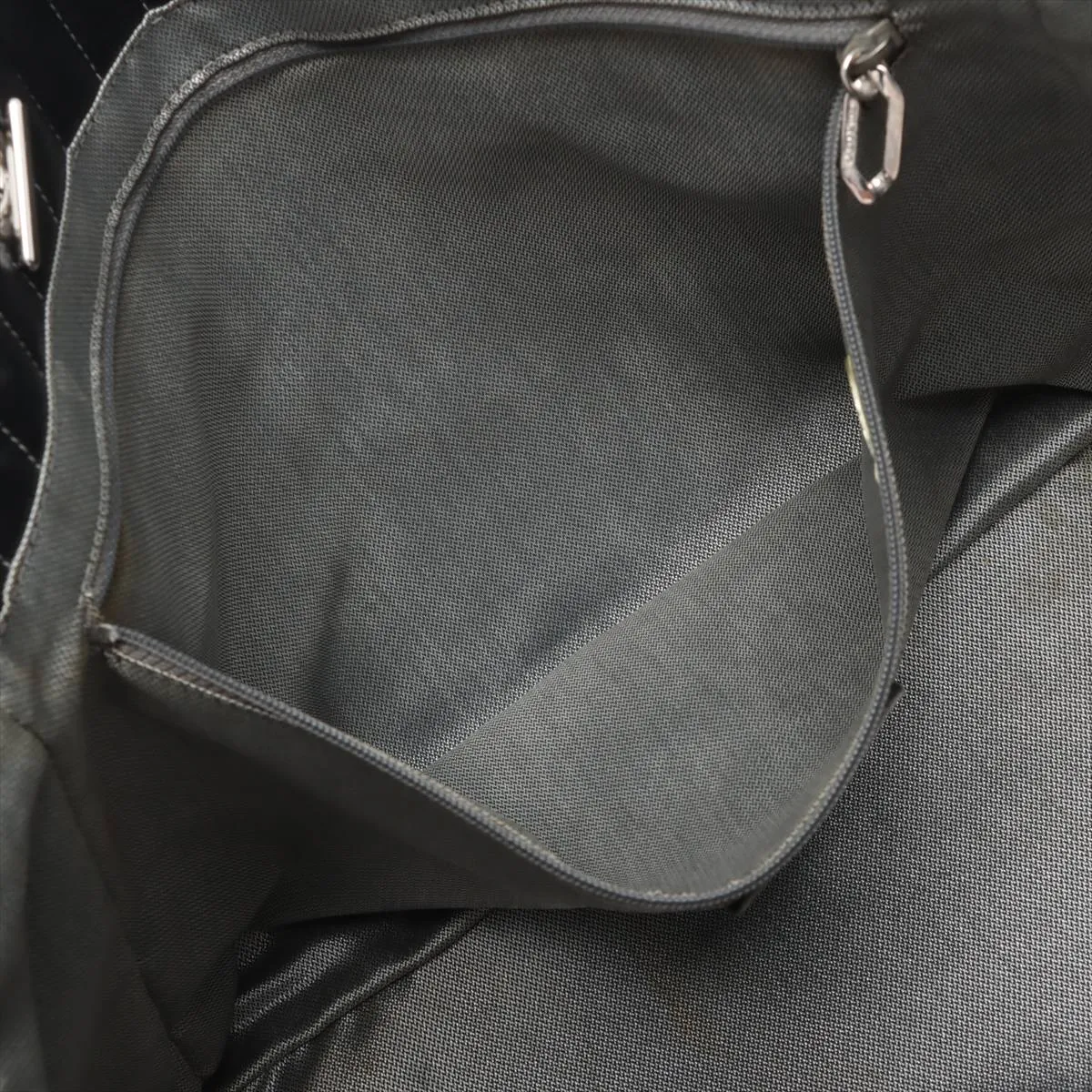 New Mademoiselle Lambskin x Vinyl Chain Tote Bag Black Silver Hardware 10174606 No. 10 — view 8
