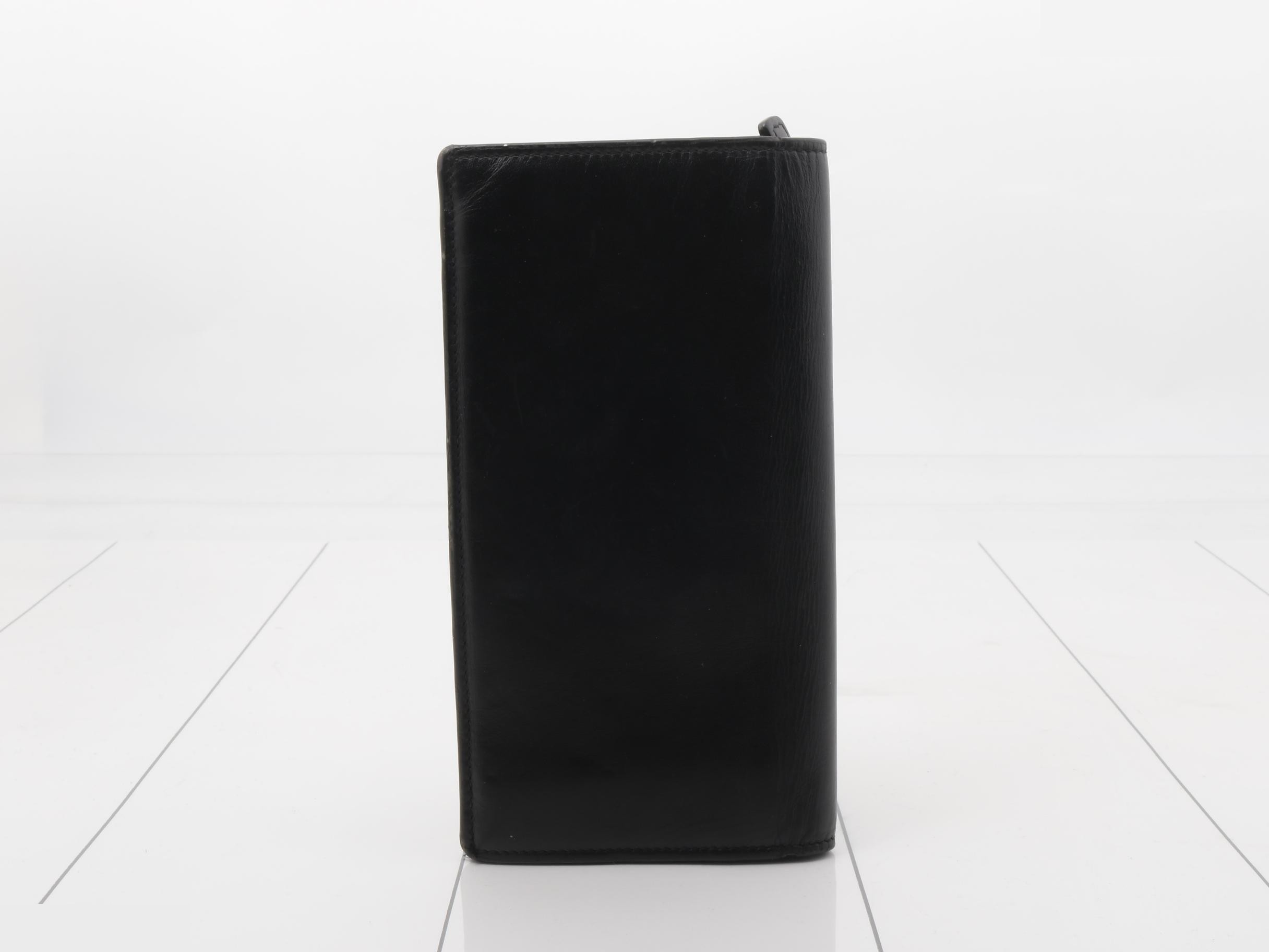 Other lines: Bags and Wallets — view 2