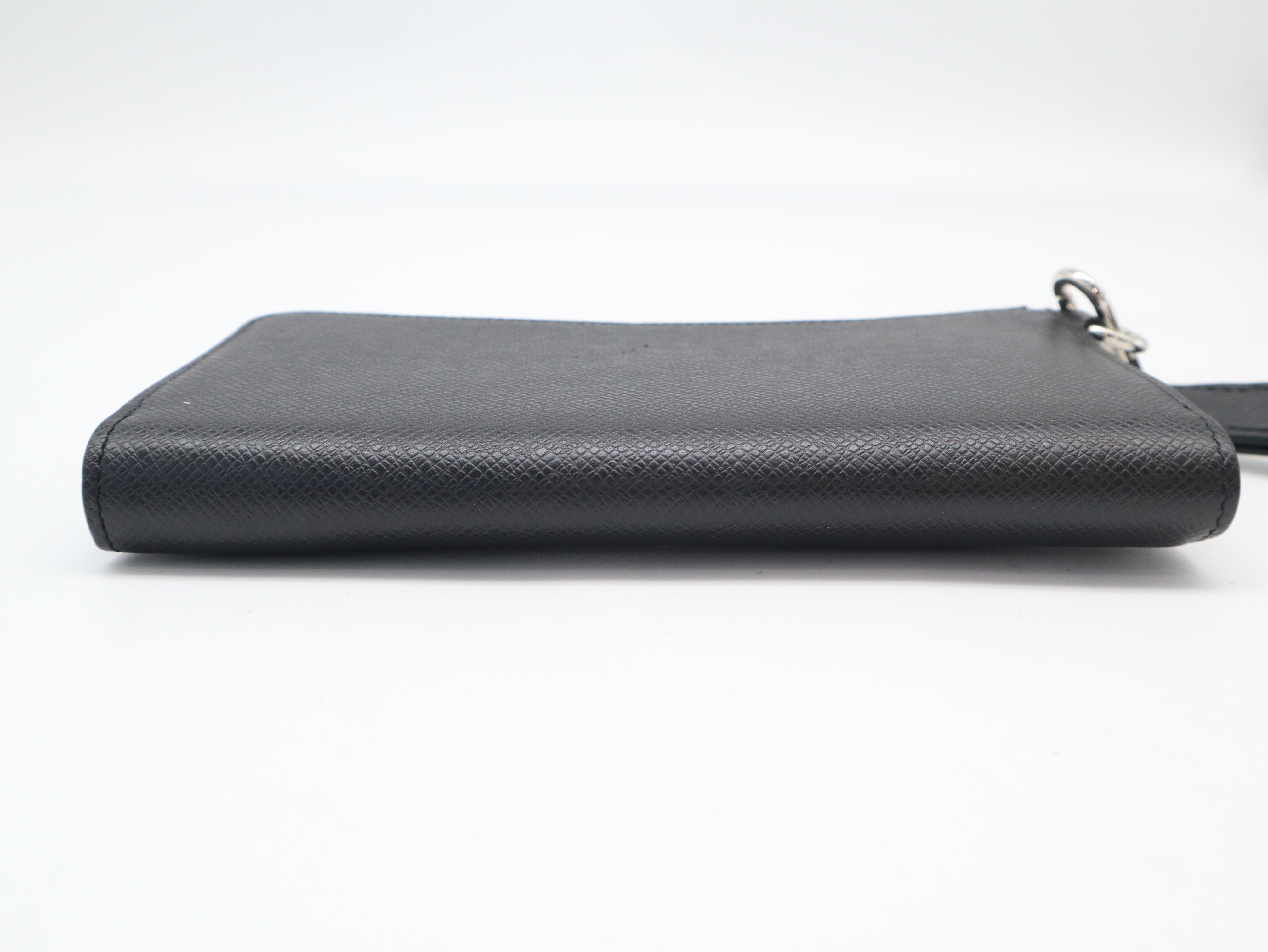 M69409 Taiga Zippy Dragonne Ardoise Wallet — view 4