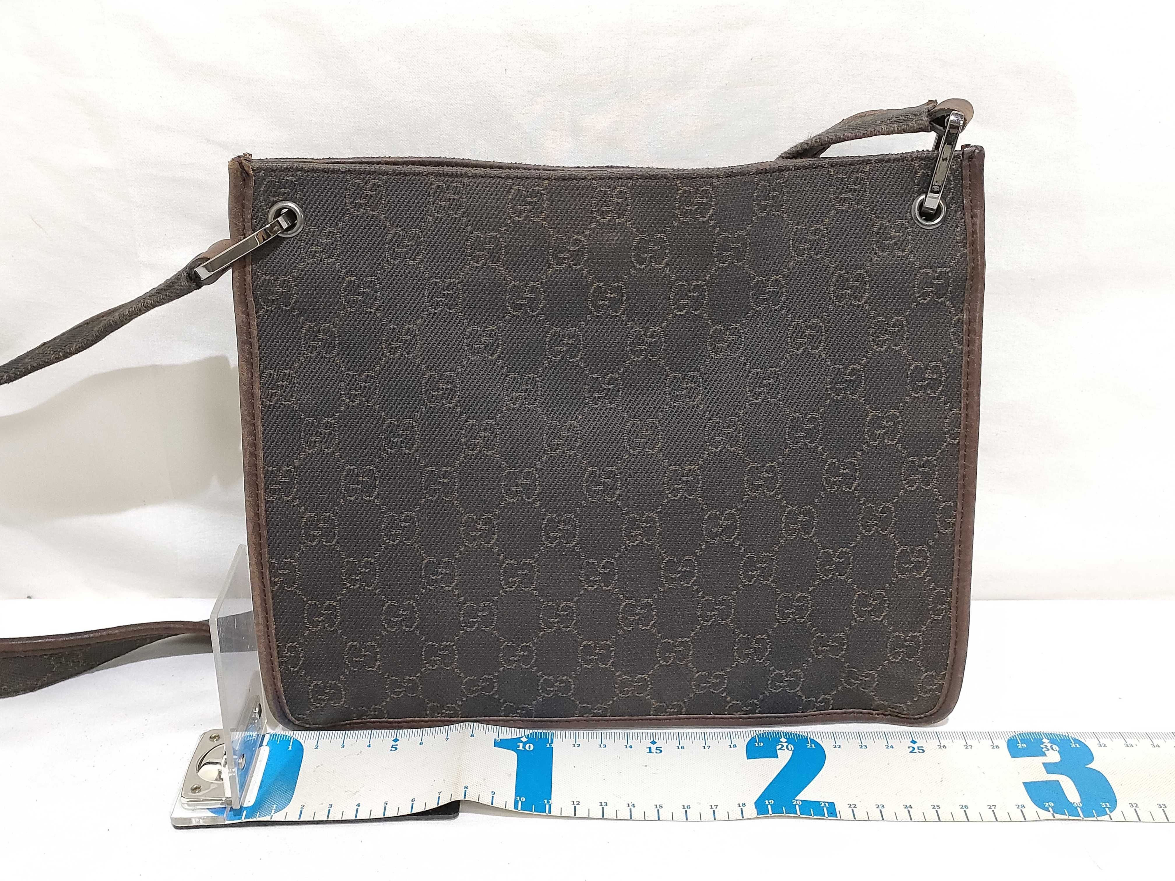 GG Canvas Shoulder Bag, Dark Brown — view 2