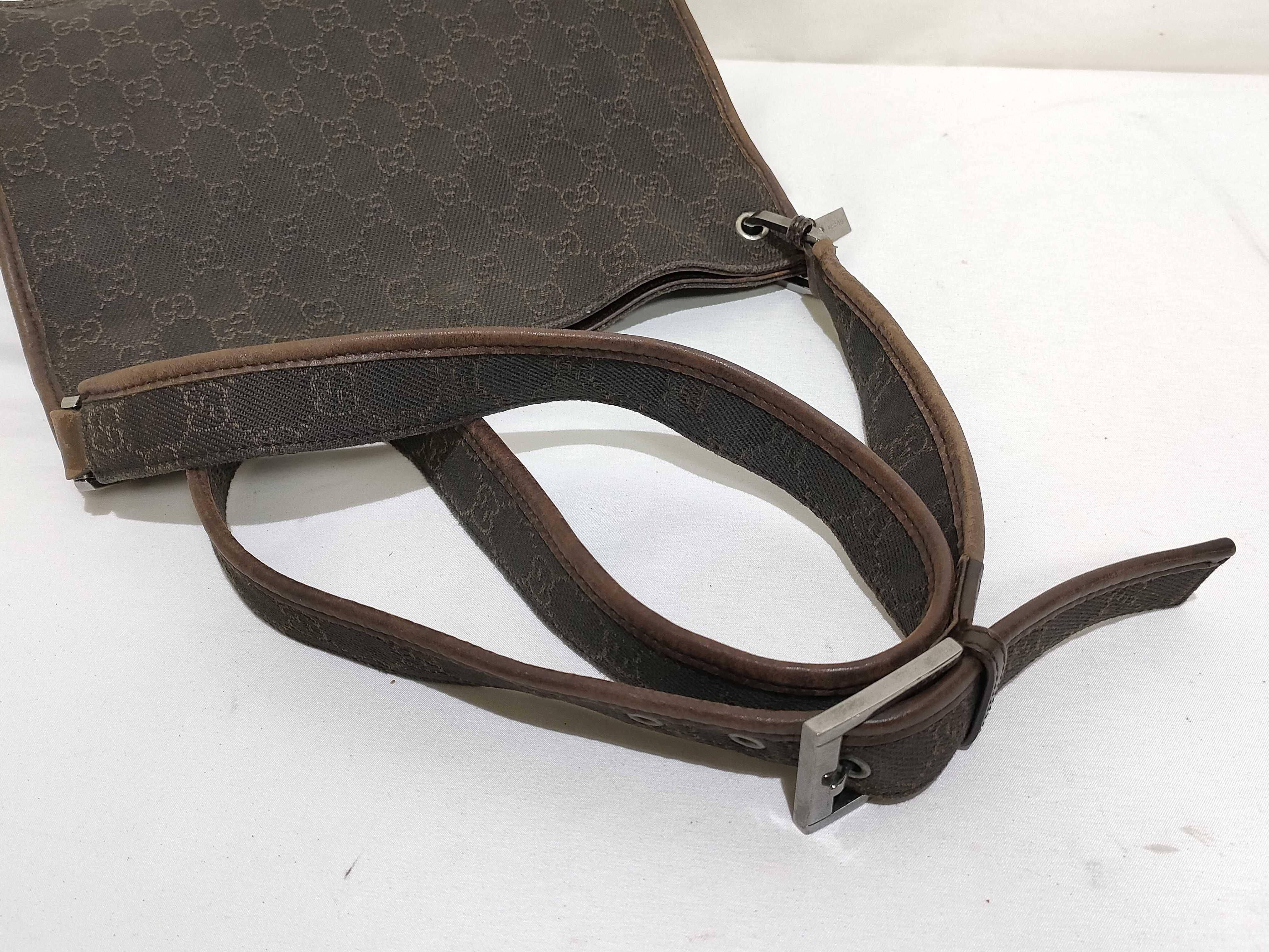 GG Canvas Shoulder Bag, Dark Brown — view 3