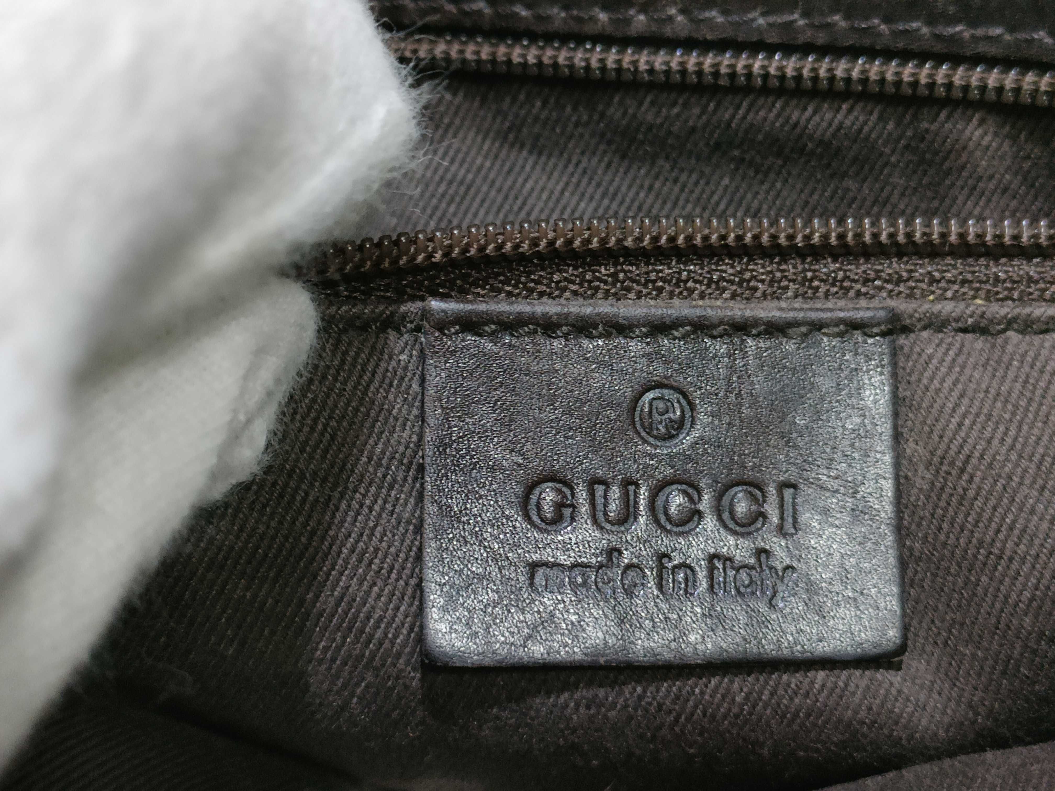 GG Canvas Shoulder Bag, Dark Brown — view 10