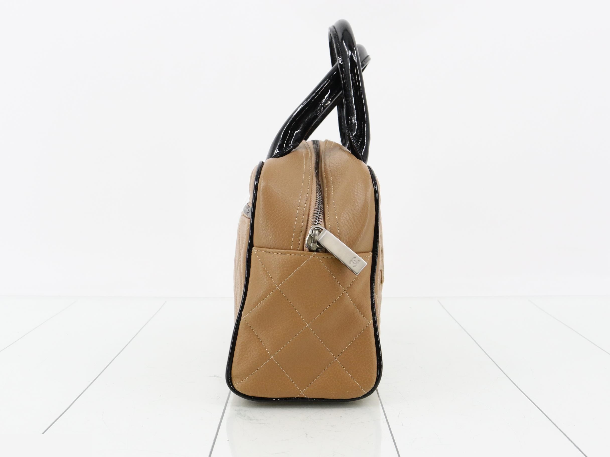 Matelassé leather x patent leather handbag, model number 6. — view 4