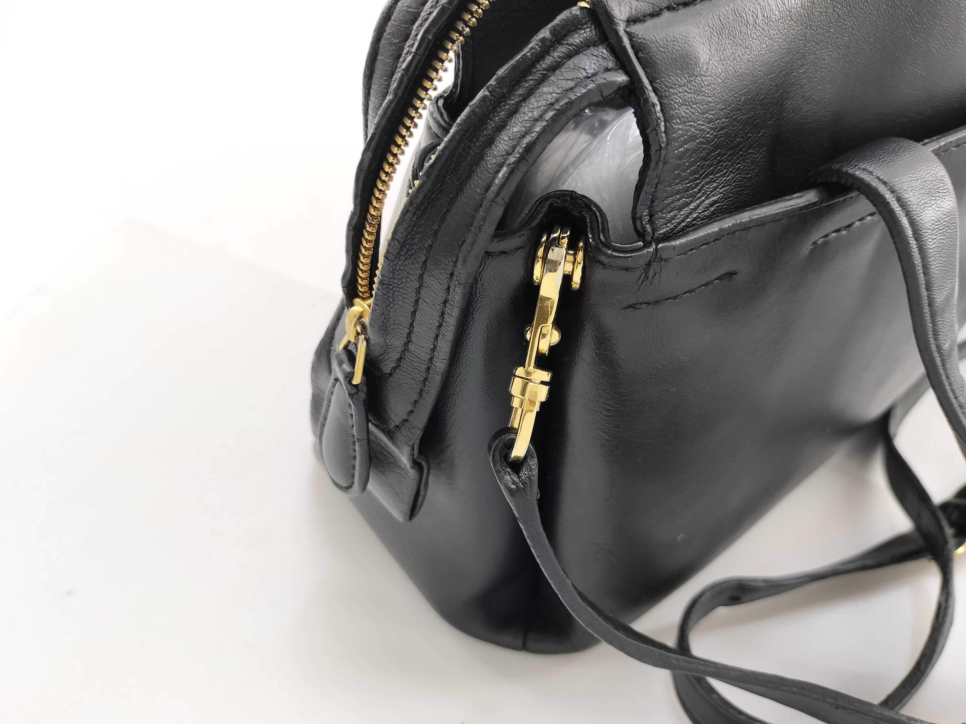Medium Portfolio Leather Shoulder Bag Black Serial Handbag — view 9