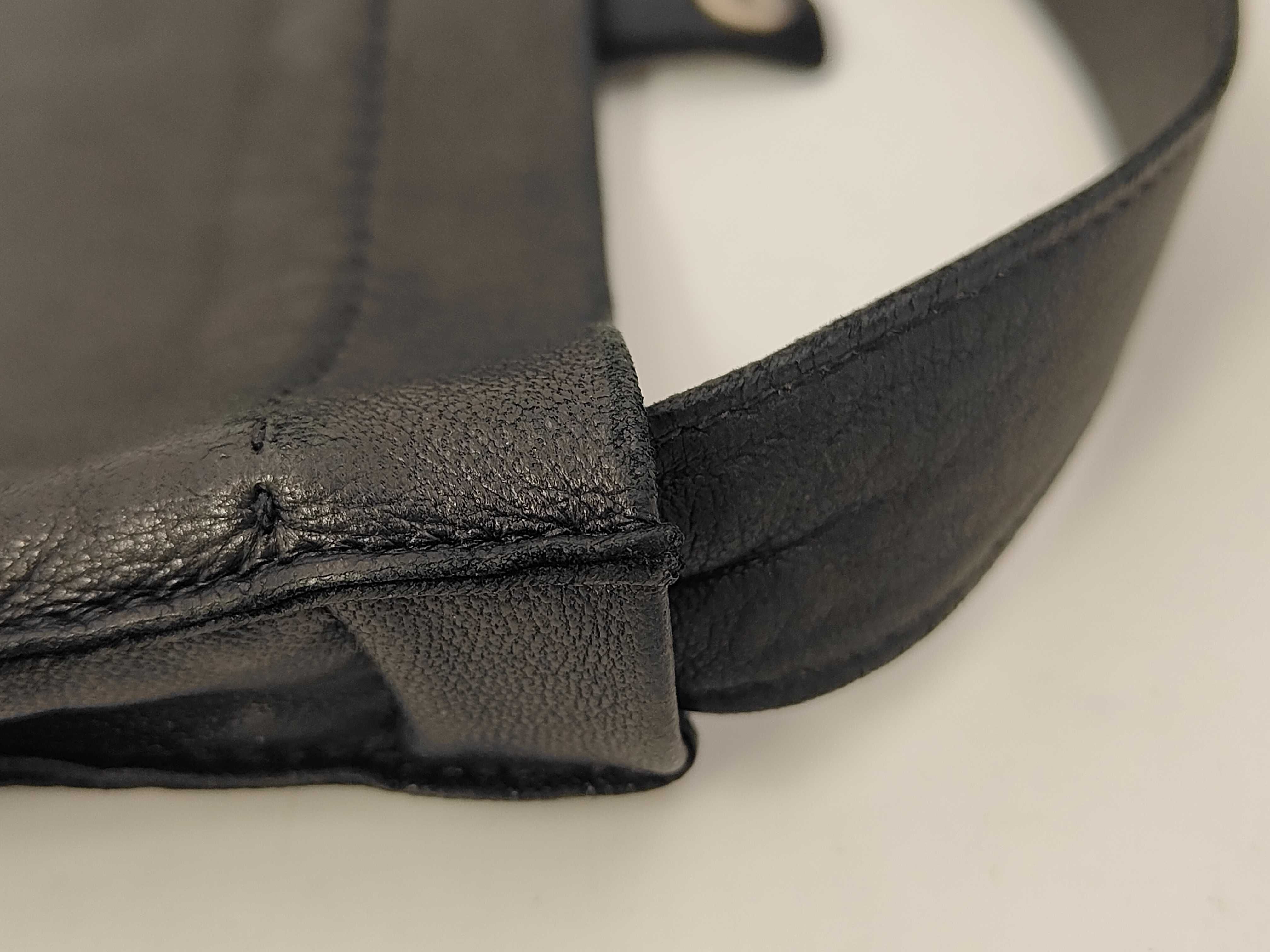 Clou de Selle Pochette Shoulder Bag — view 3
