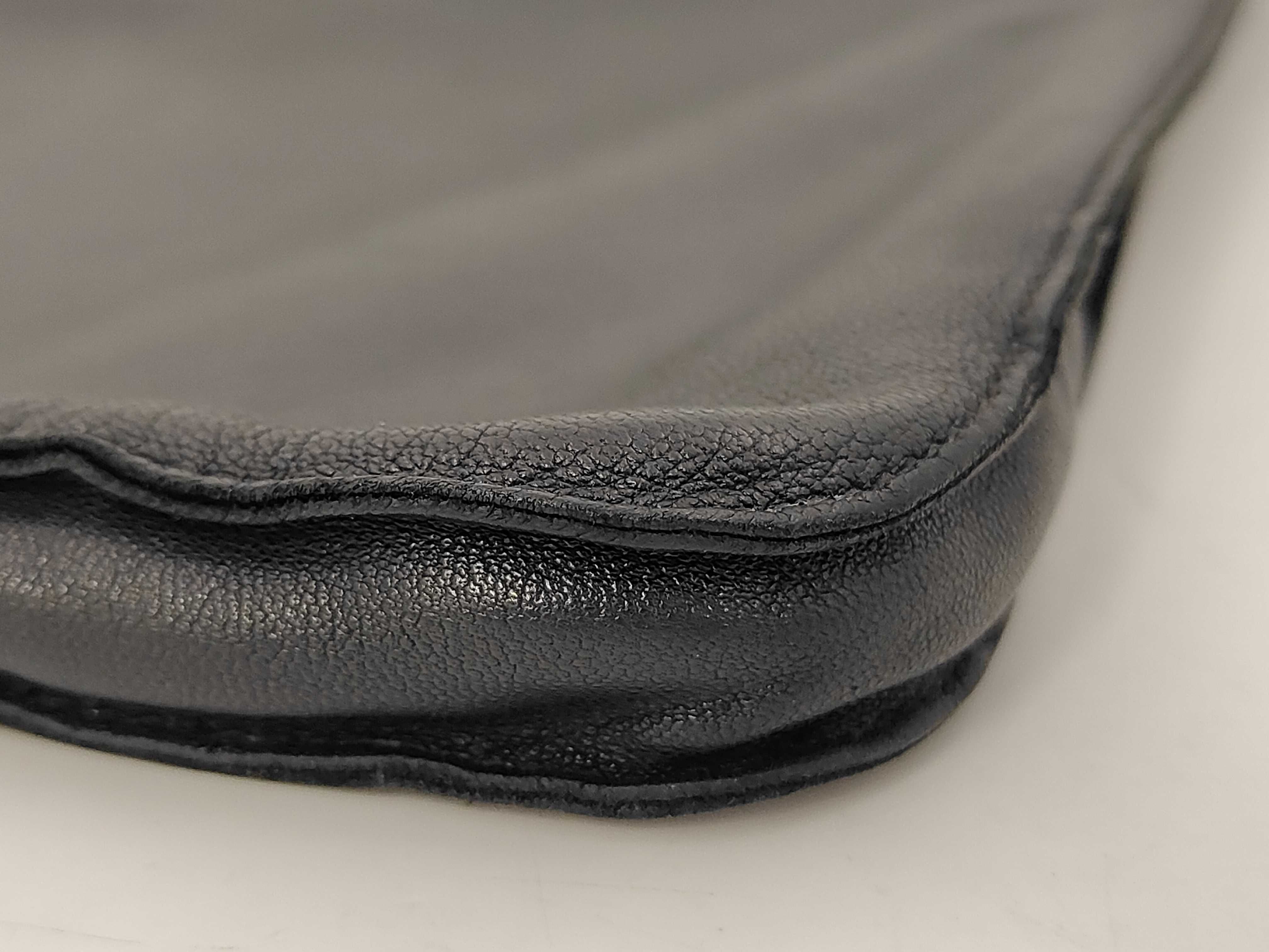 Clou de Selle Pochette Shoulder Bag — view 4