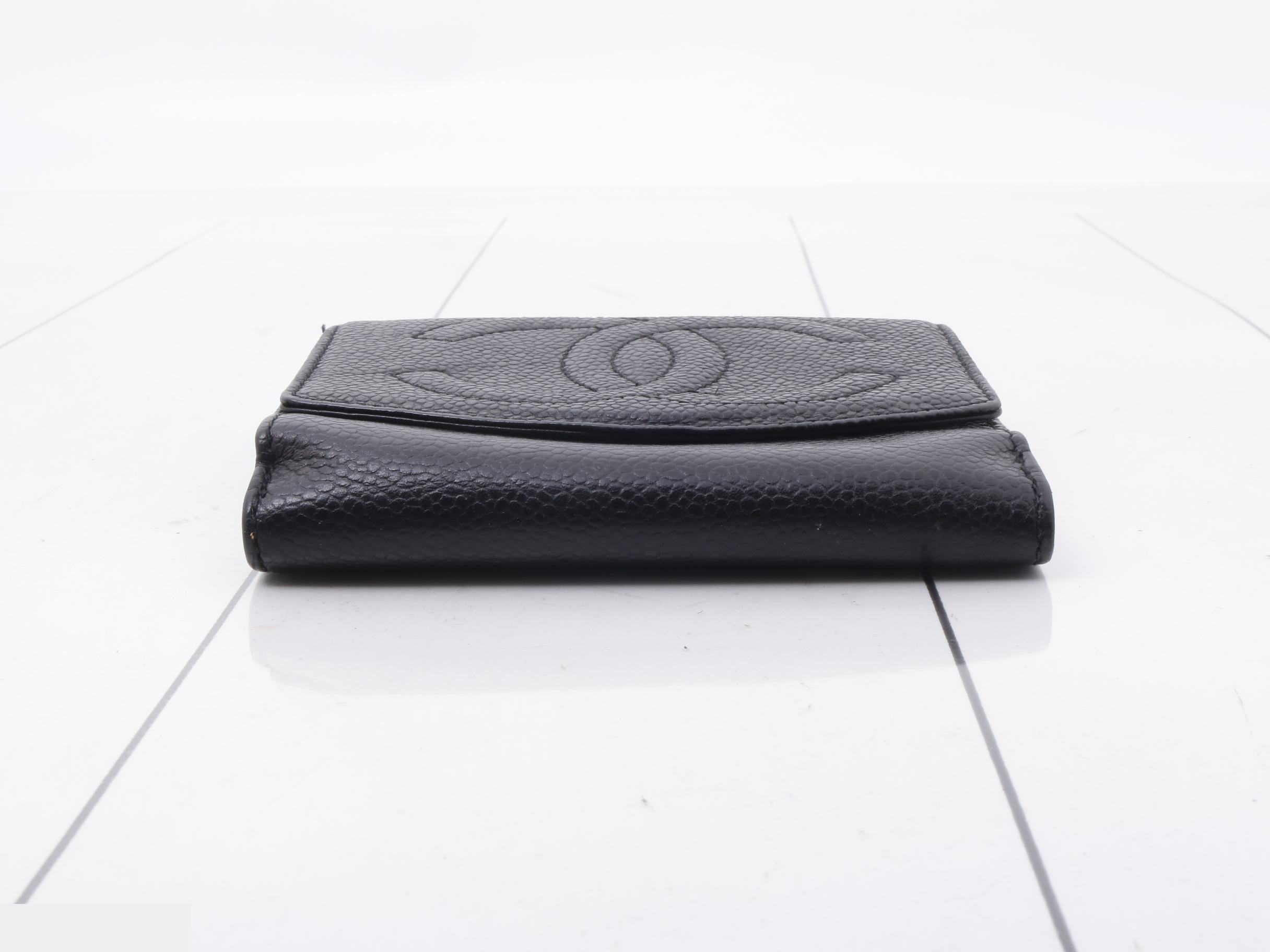 Caviar Skin Folding Wallet — view 3