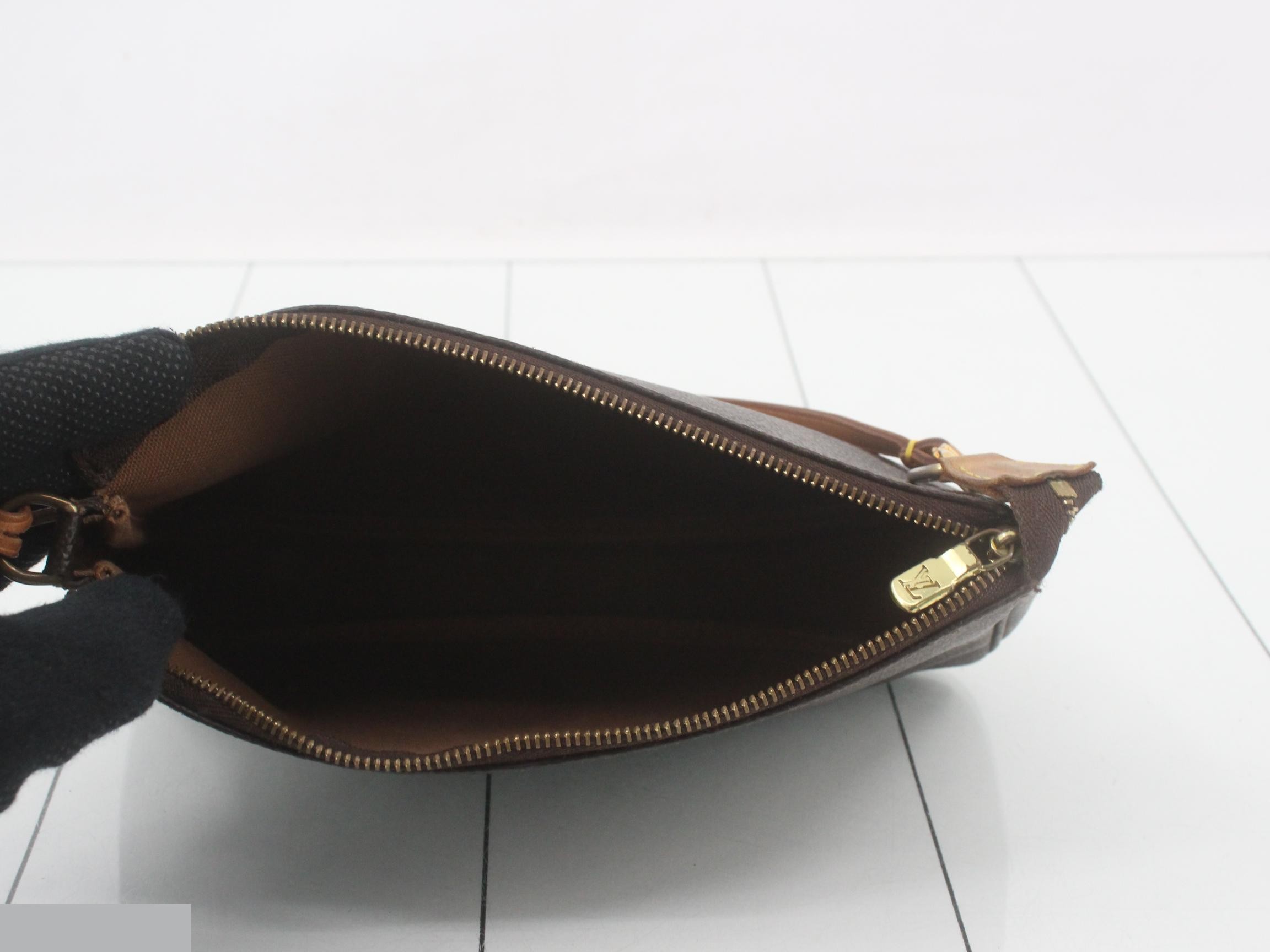 Pochette Accessoires (old model) — view 4